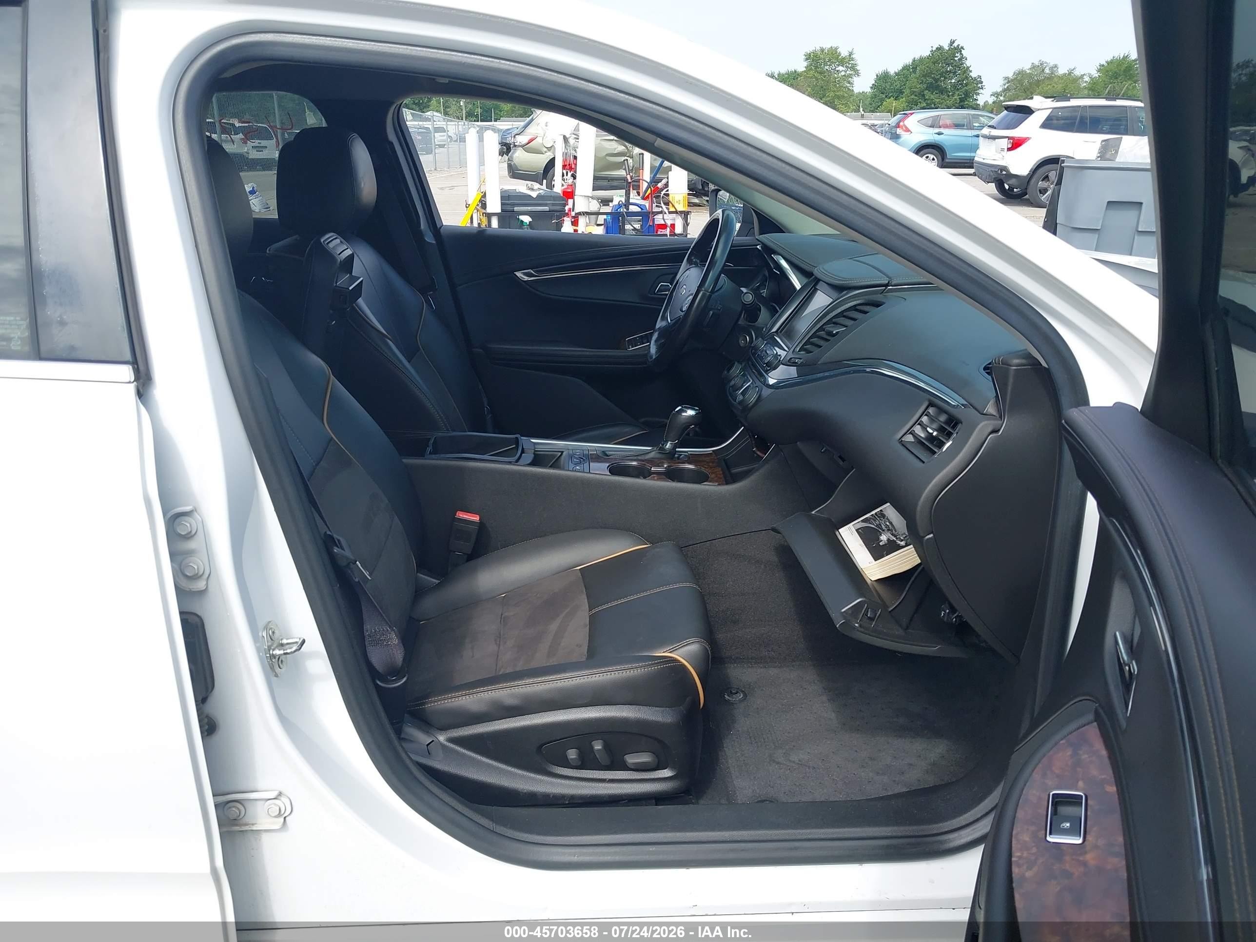 2014 Chevrolet Impala 2lt White vin: 1G1125S34EU136367