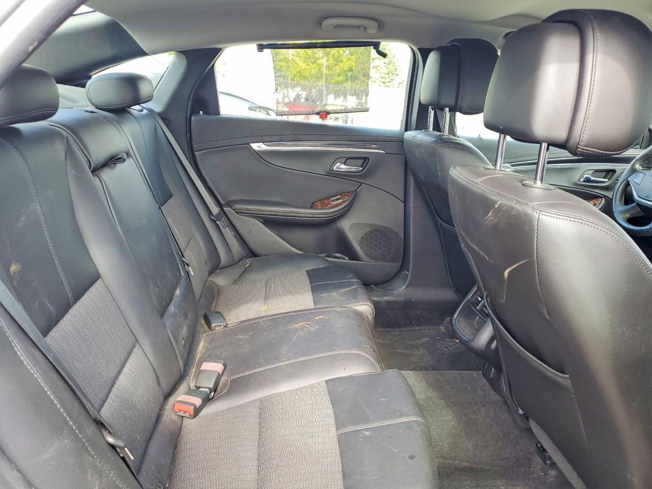 2014 Chevrolet Impala Lt Silver vin: 1G1125S34EU142007