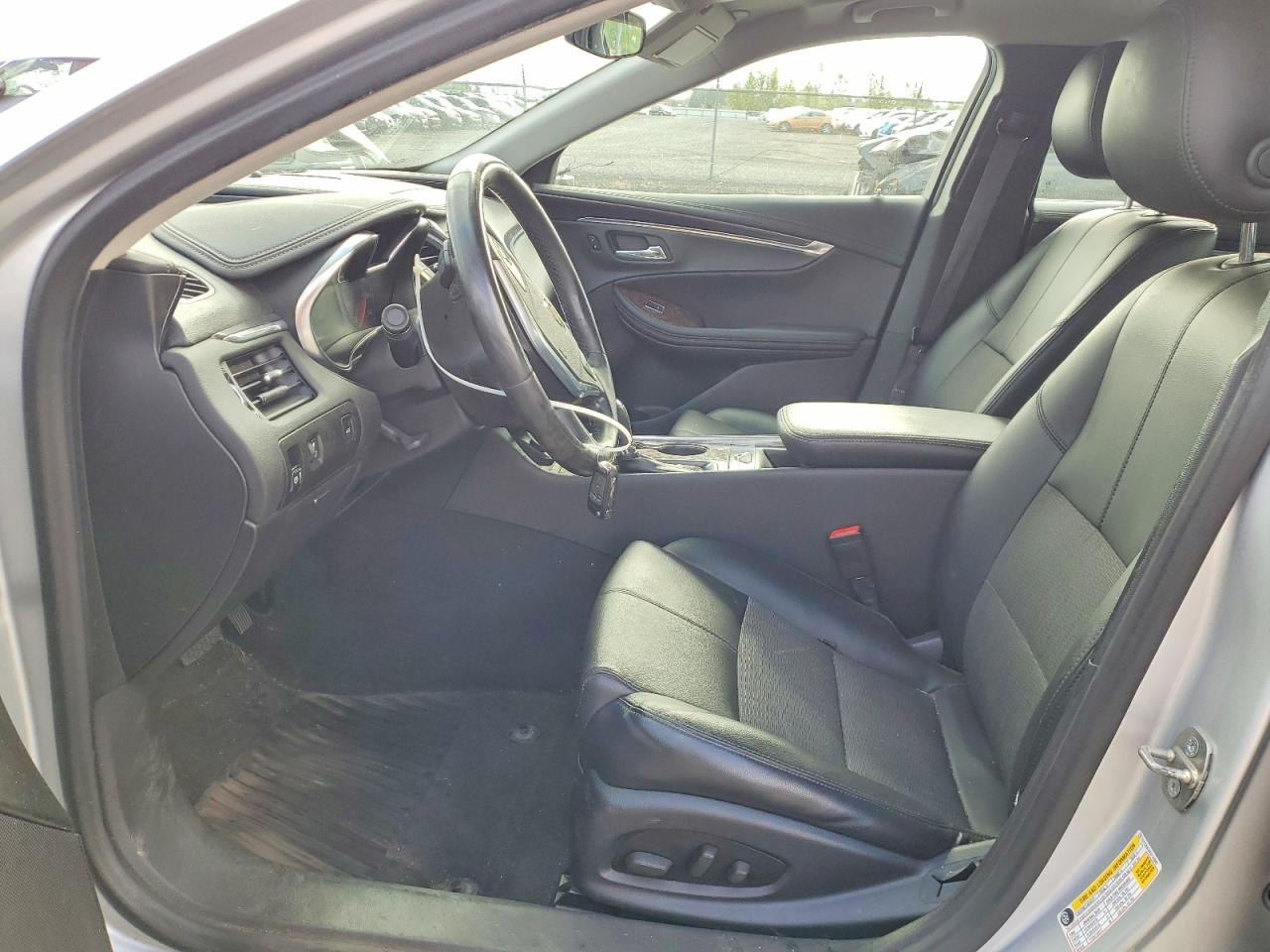 2014 Chevrolet Impala Lt Silver vin: 1G1125S34EU142007