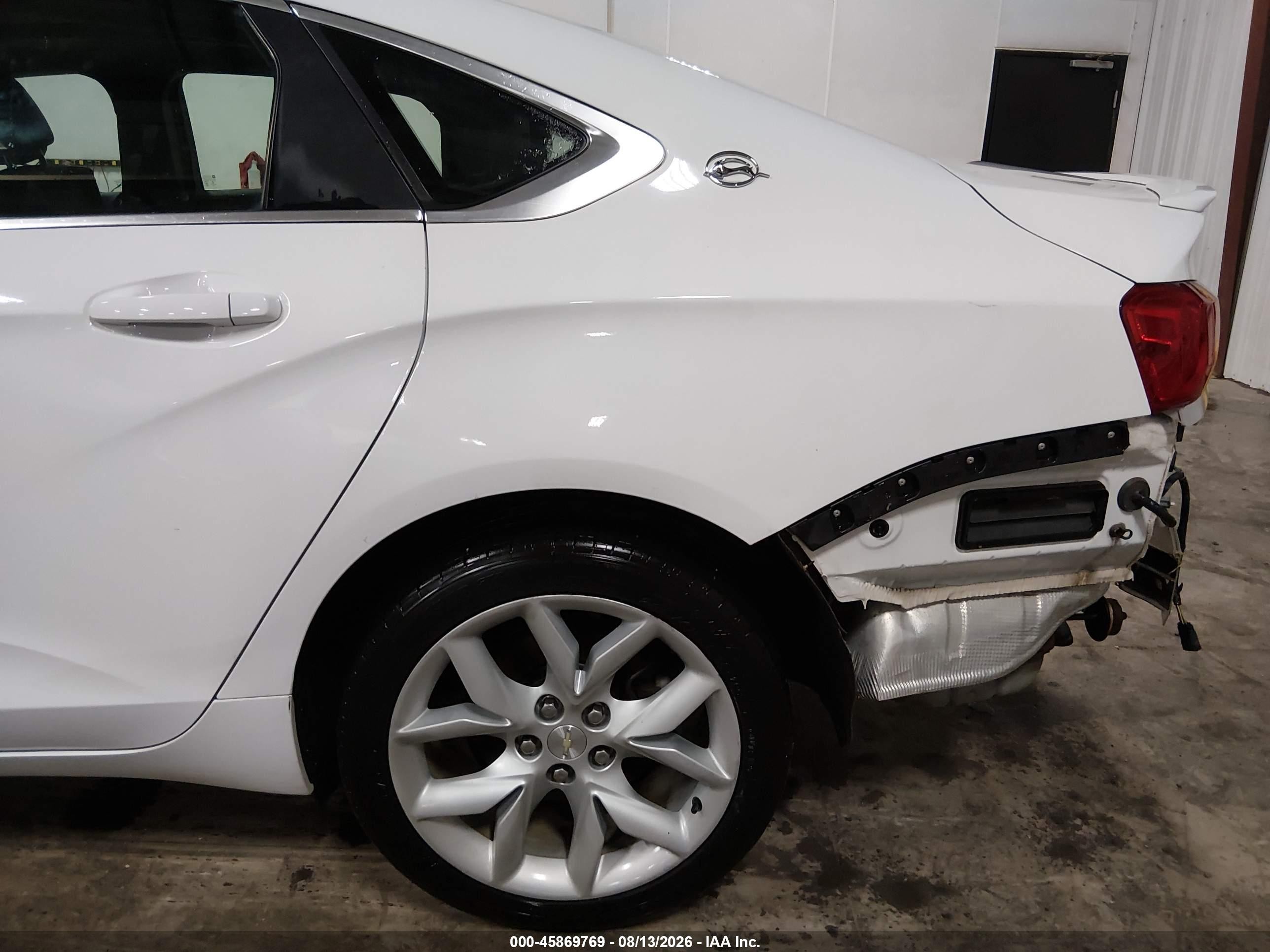 2014 Chevrolet Impala 2lt White vin: 1G1125S34EU150950