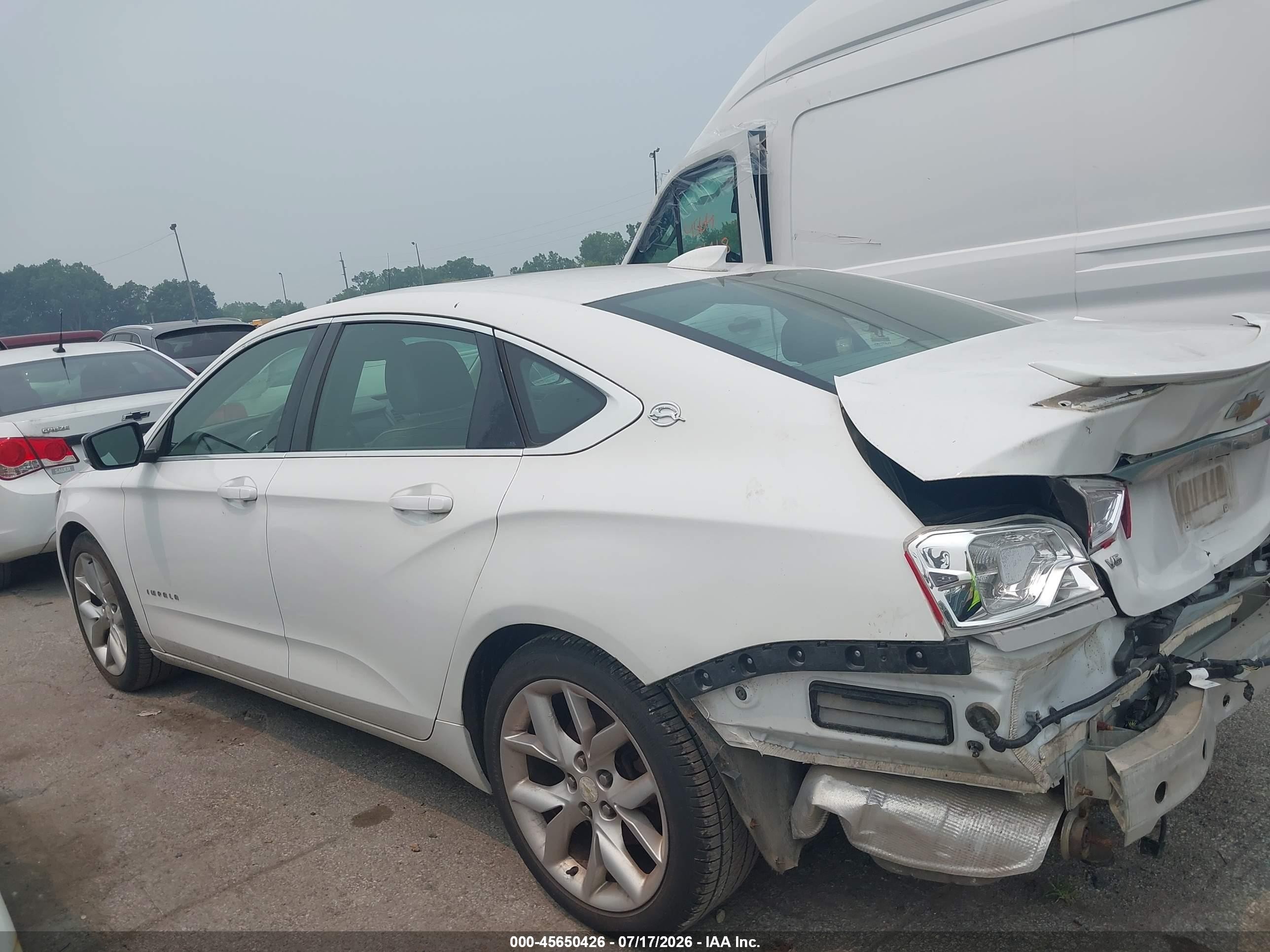 2015 Chevrolet Impala 2lt White vin: 1G1125S34FU147936