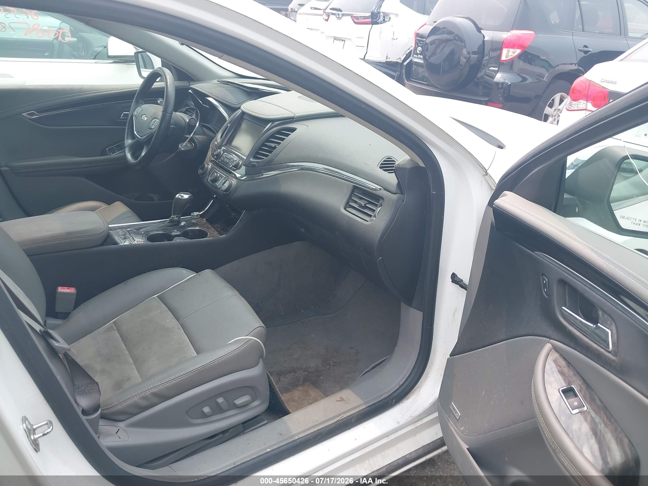 2015 Chevrolet Impala 2lt White vin: 1G1125S34FU147936