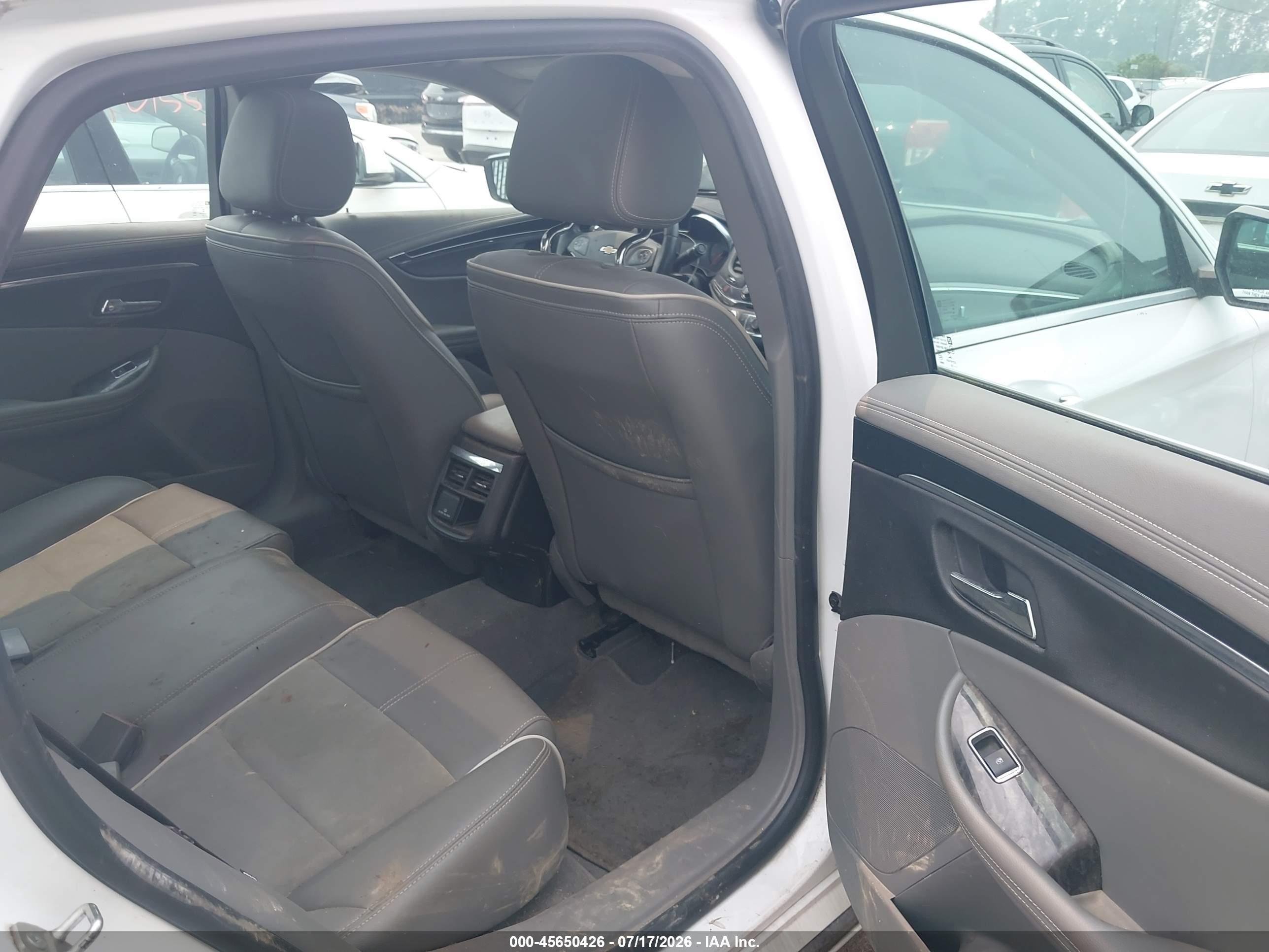 2015 Chevrolet Impala 2lt White vin: 1G1125S34FU147936