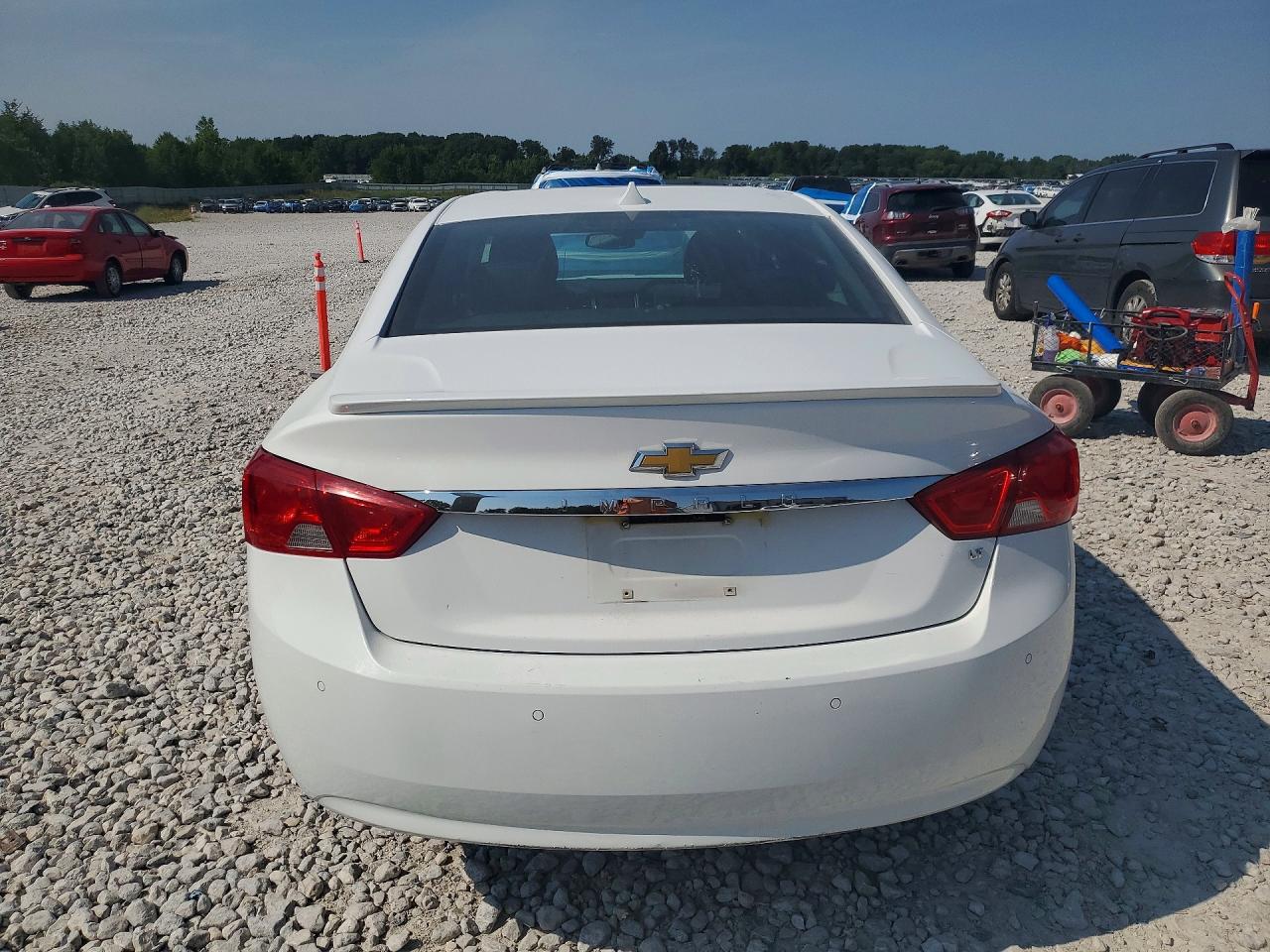 2014 Chevrolet Impala Lt White vin: 1G1125S35EU150245