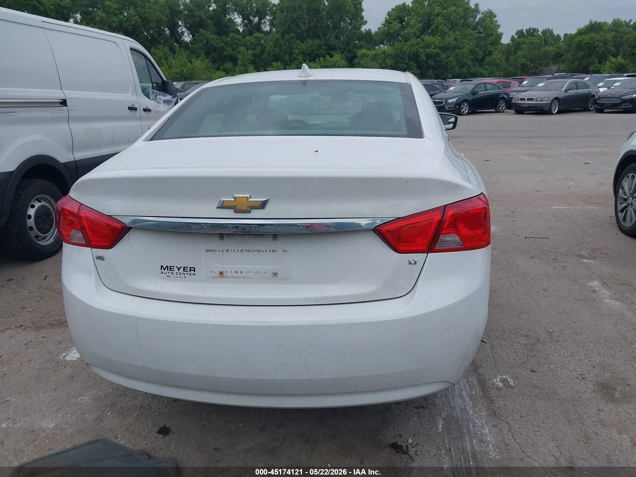 2015 Chevrolet Impala 2lt Белый vin: 1G1125S35FU143992