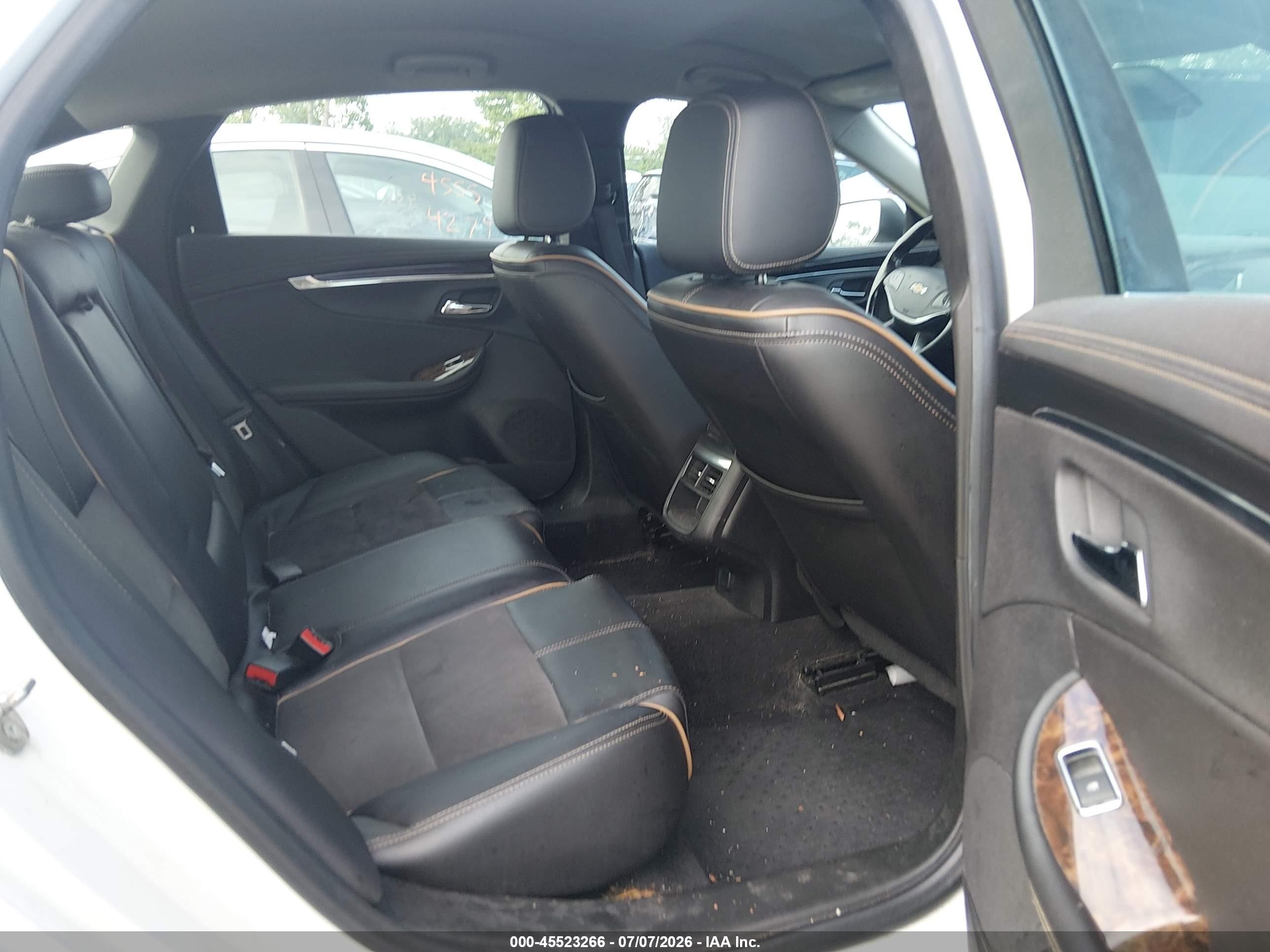 2015 Chevrolet Impala 2lt White vin: 1G1125S36FU146044