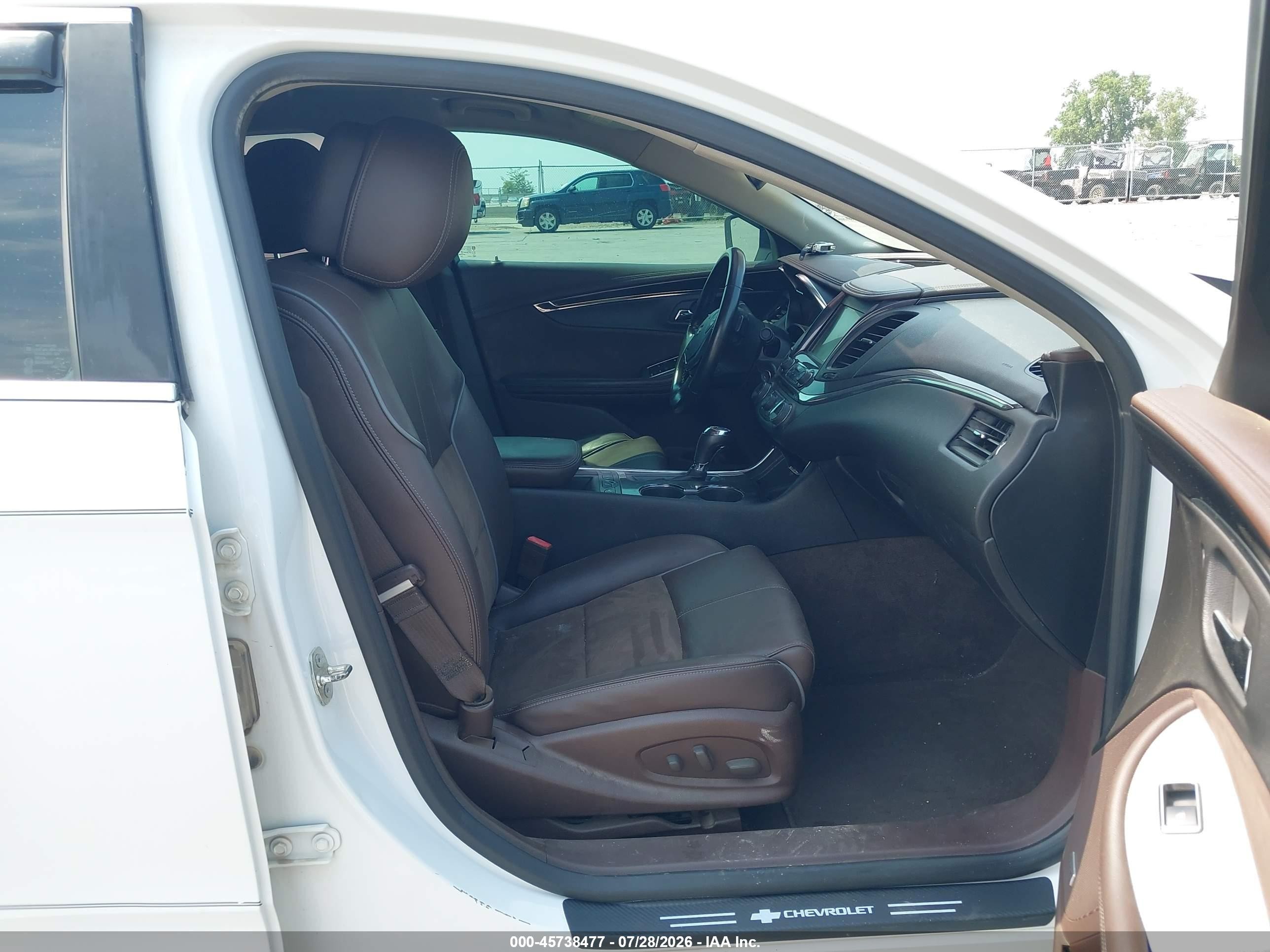 2014 Chevrolet Impala 2lt White vin: 1G1125S38EU100133