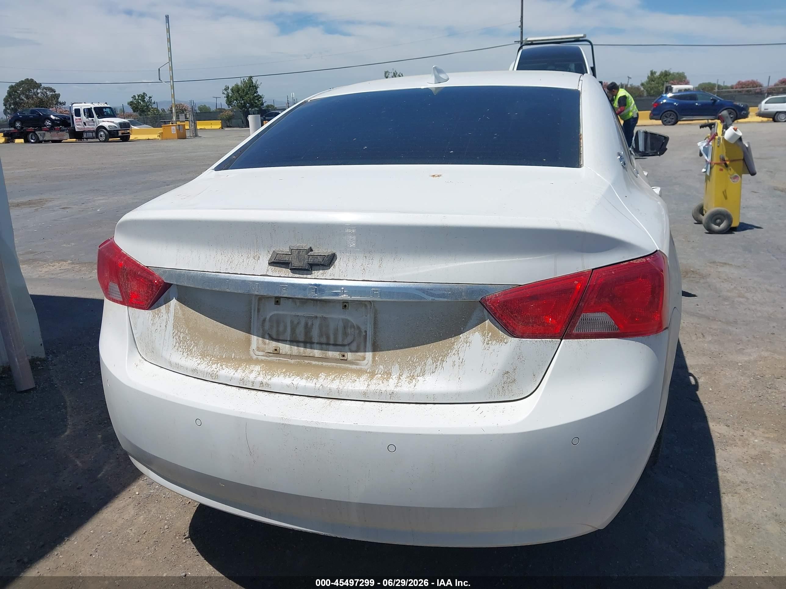 2015 Chevrolet Impala 2lt Белый vin: 1G1125S39FU100823
