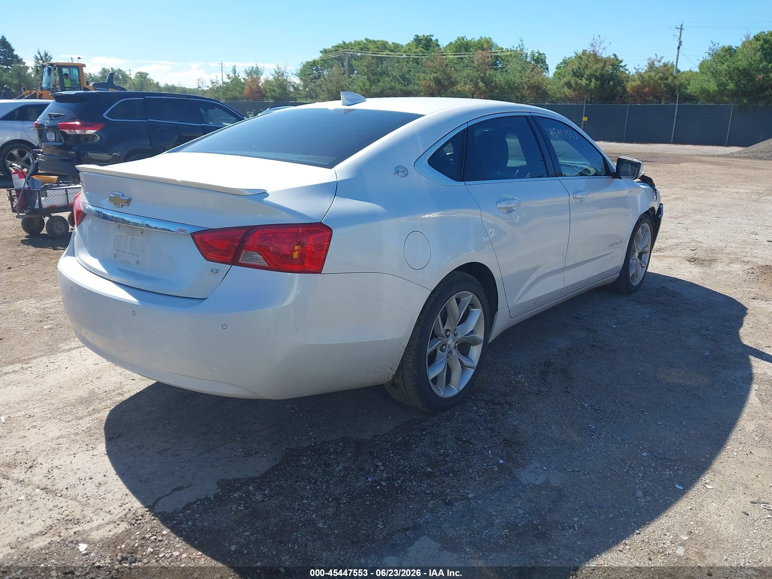 2015 Chevrolet Impala 2lt White vin: 1G1125S39FU139511