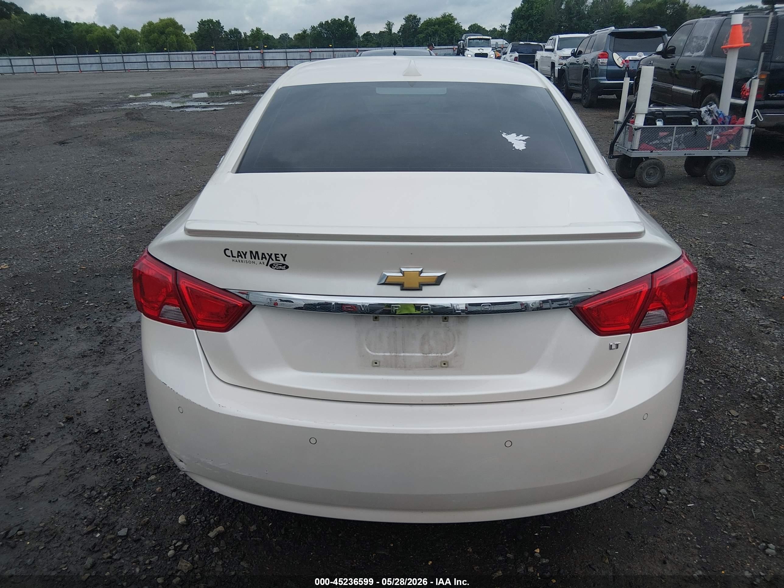2014 Chevrolet Impala 2lt White vin: 1G1125S3XEU168191