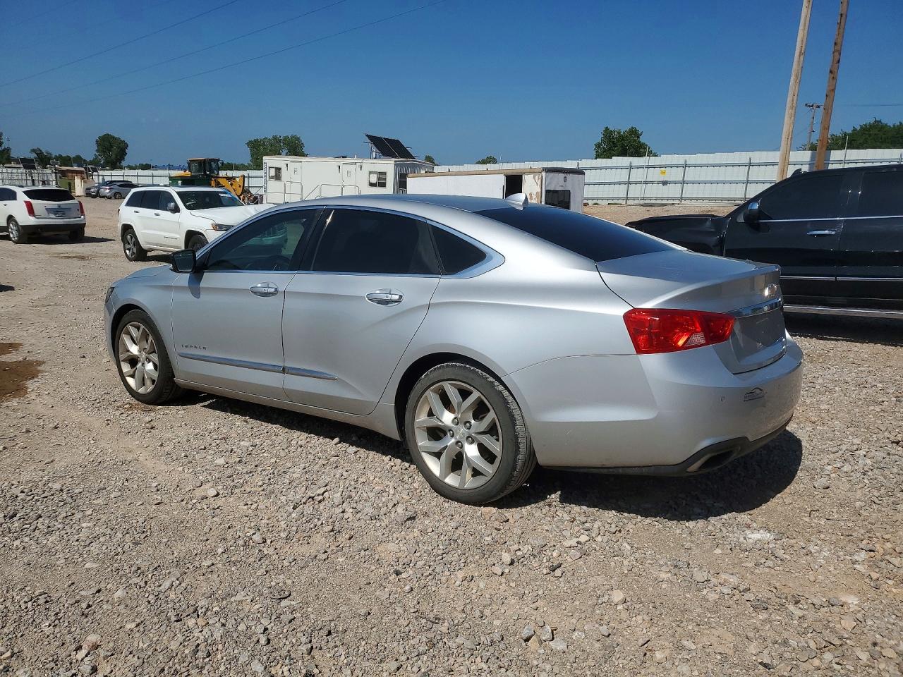 2014 Chevrolet Impala Silver vin: 1G1145SL6EU168912