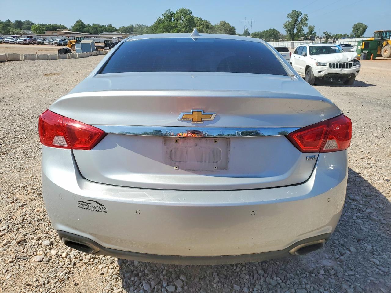 2014 Chevrolet Impala Silver vin: 1G1145SL6EU168912