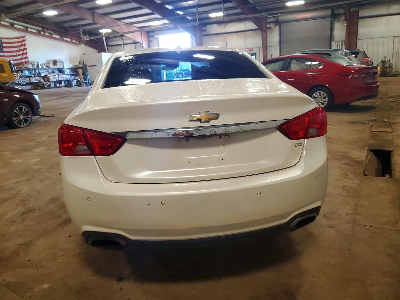 2014 Chevrolet Impala Ltz White vin: 1G1155S33EU121303
