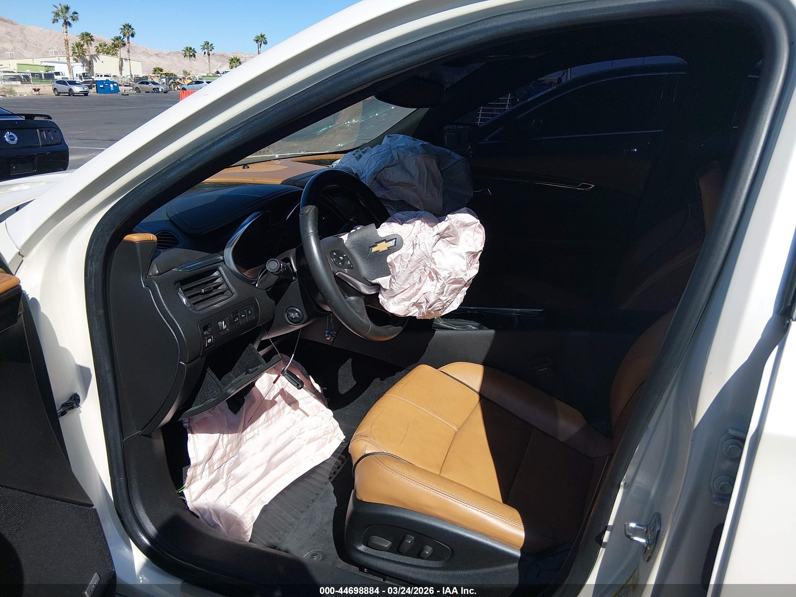 2014 Chevrolet Impala 2lz White vin: 1G1155S36EU134692