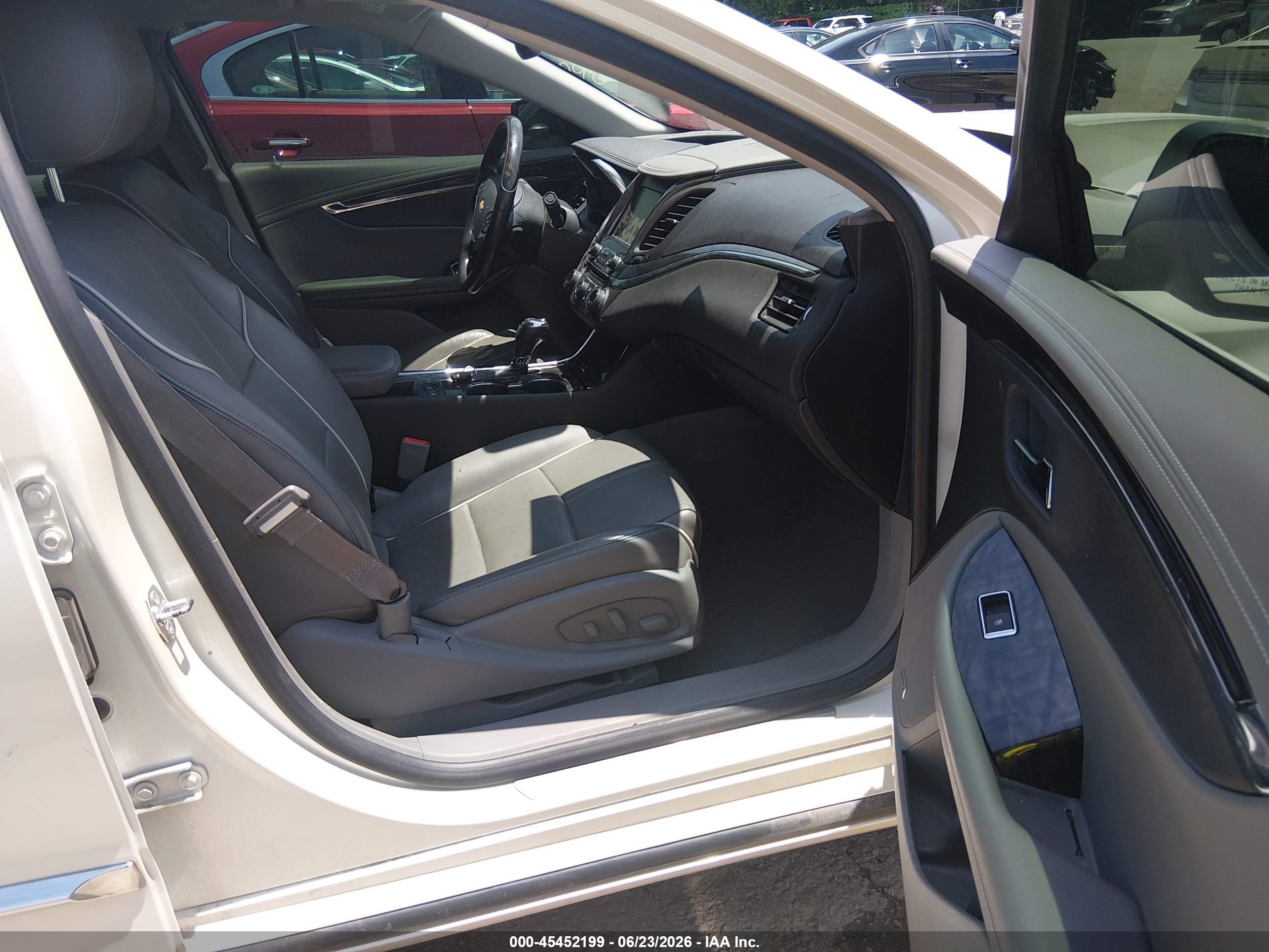 2014 Chevrolet Impala 2lz White vin: 1G1155S39EU106093