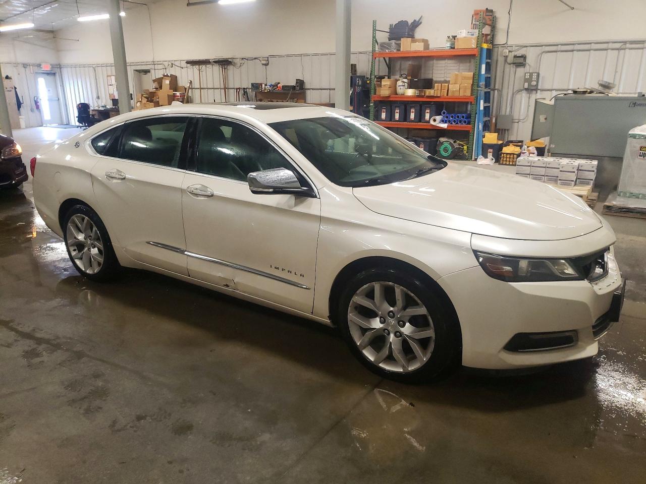 2014 Chevrolet Impala White vin: 1G1155S3XEU135831