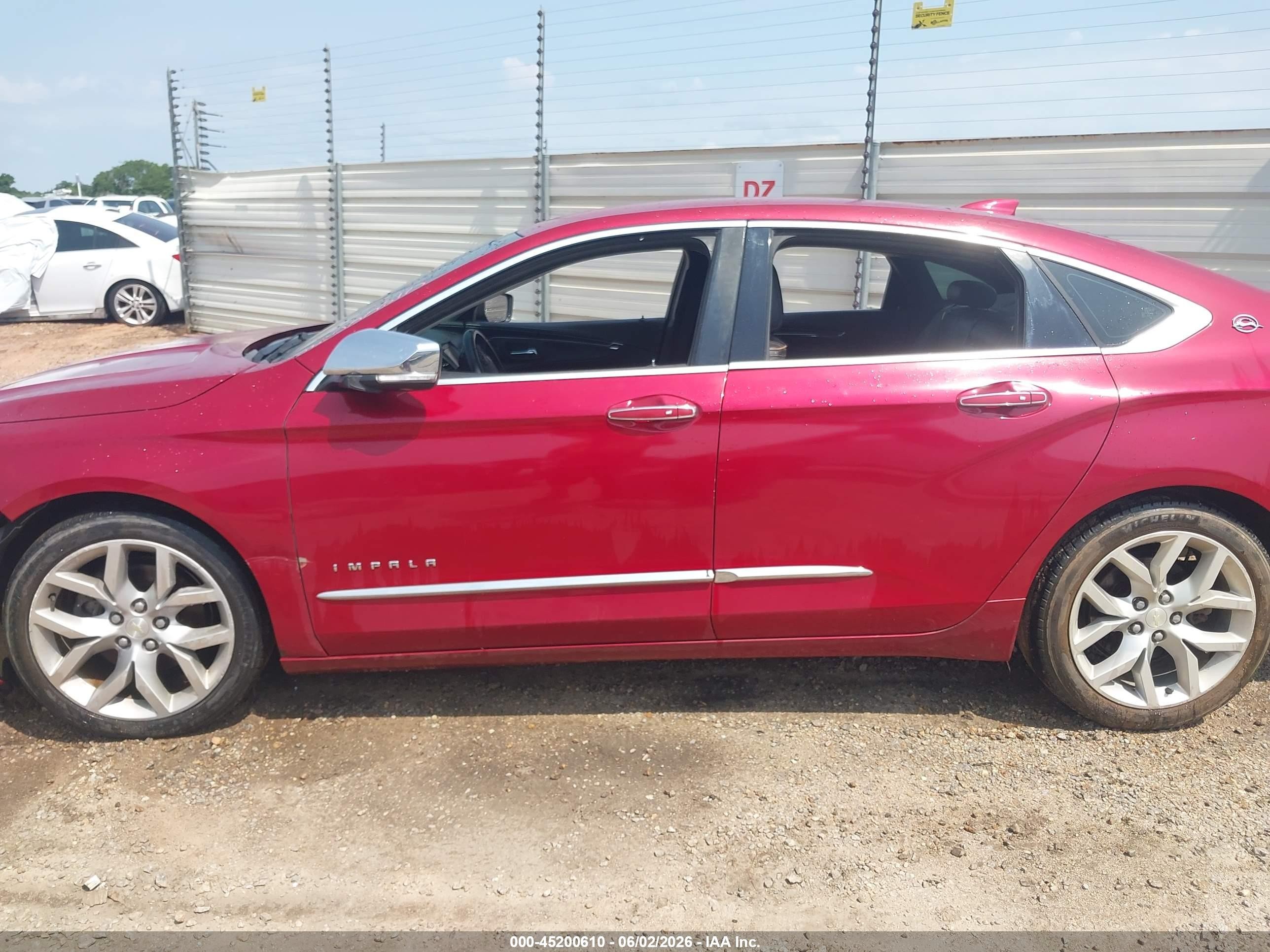 2015 Chevrolet Impala 2lz Burgundy vin: 1G1165S32FU114499