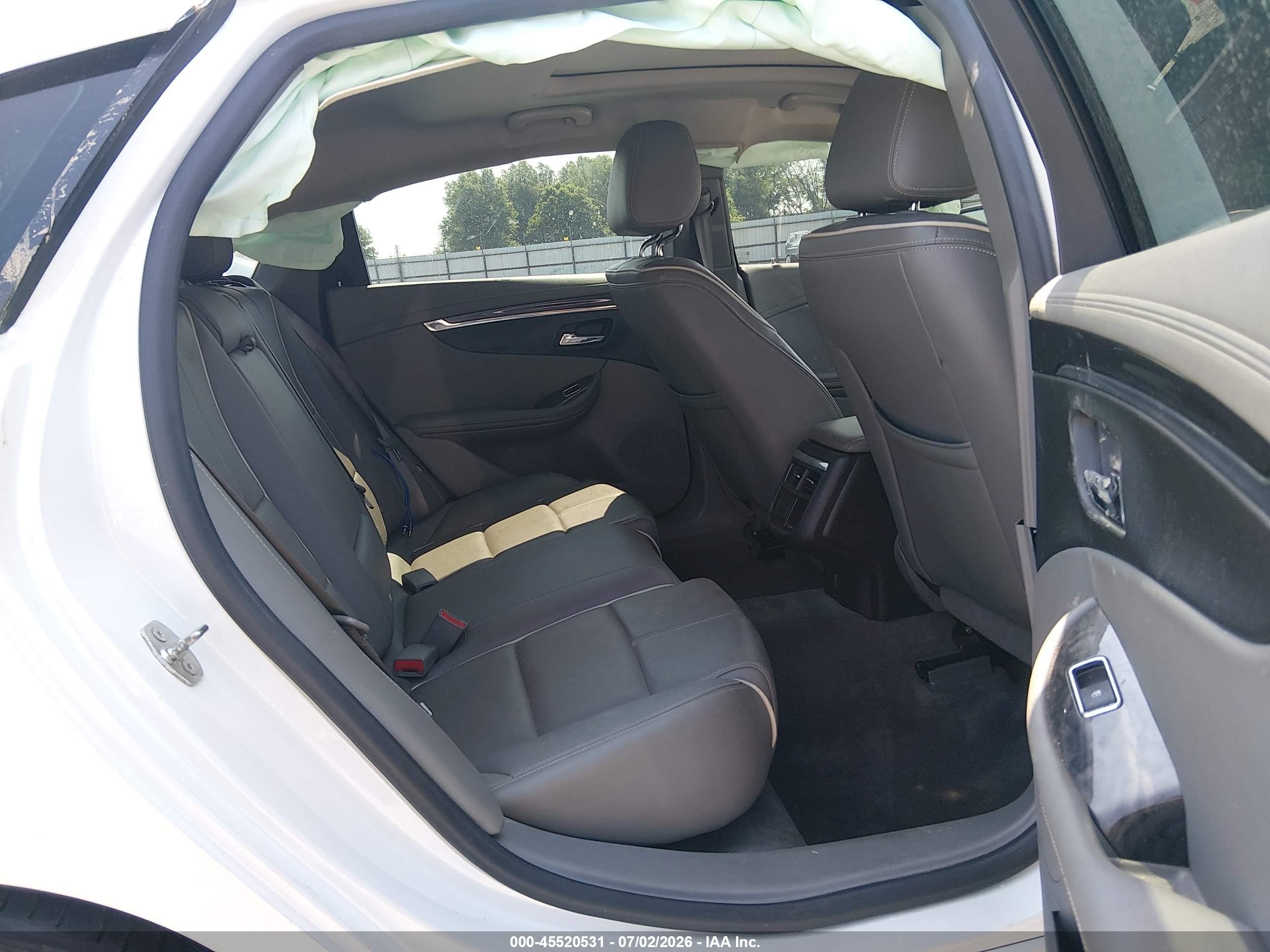 2015 Chevrolet Impala 2lz White vin: 1G1165S35FU116814