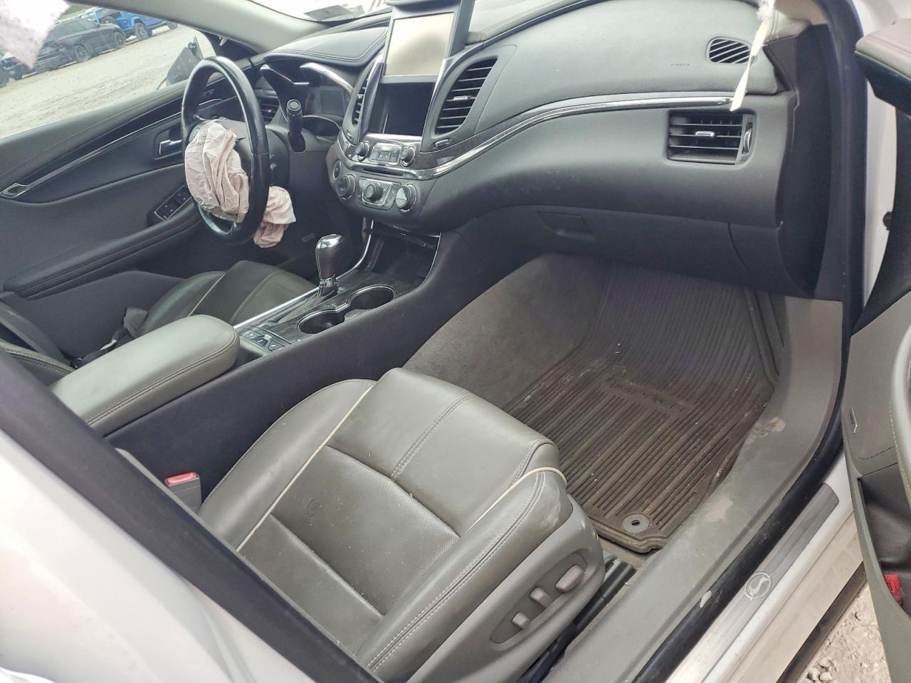 2015 Chevrolet Impala Ltz White vin: 1G1165S35FU135783