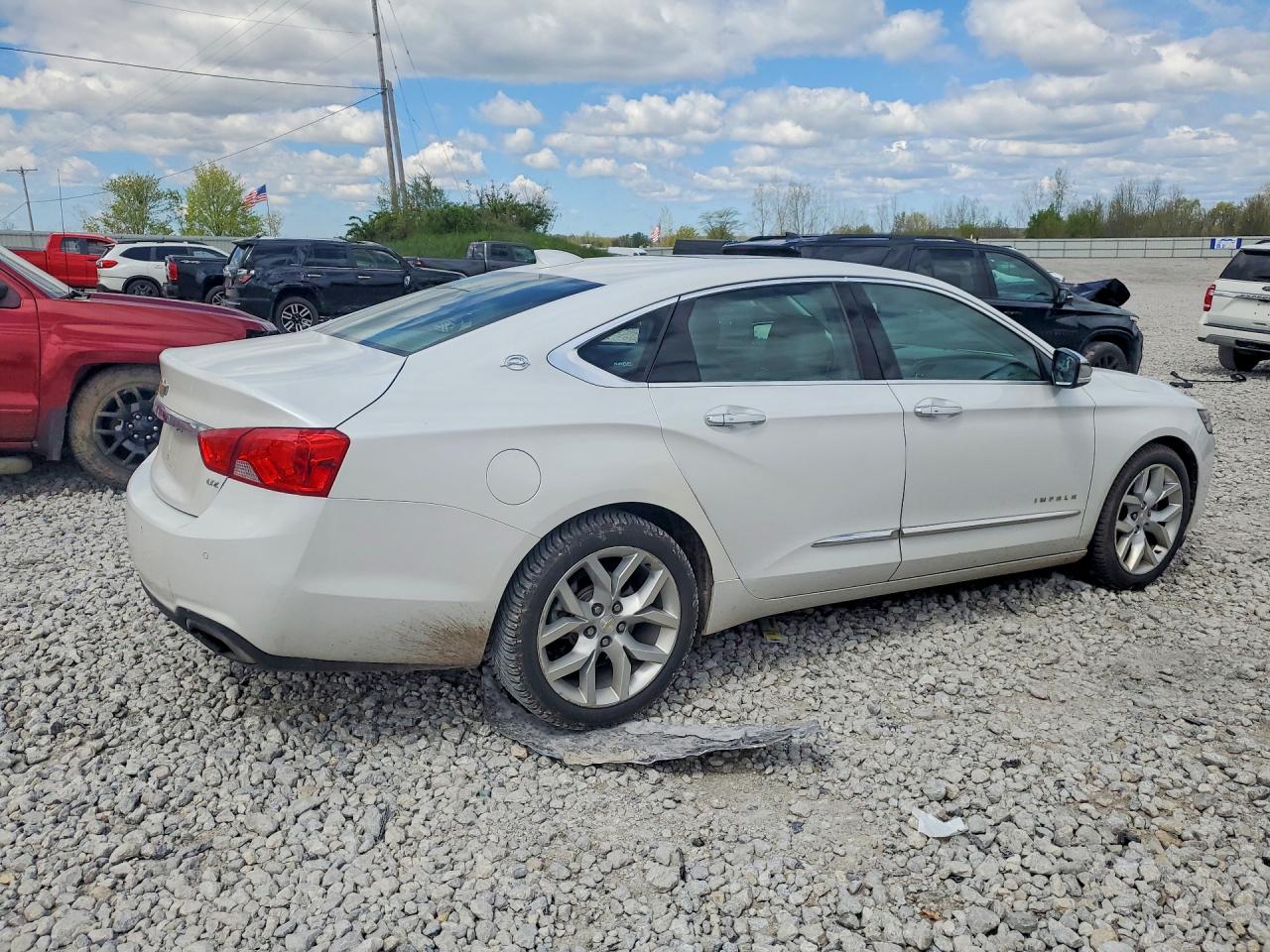 2015 Chevrolet Impala Ltz White vin: 1G1165S37FU122811