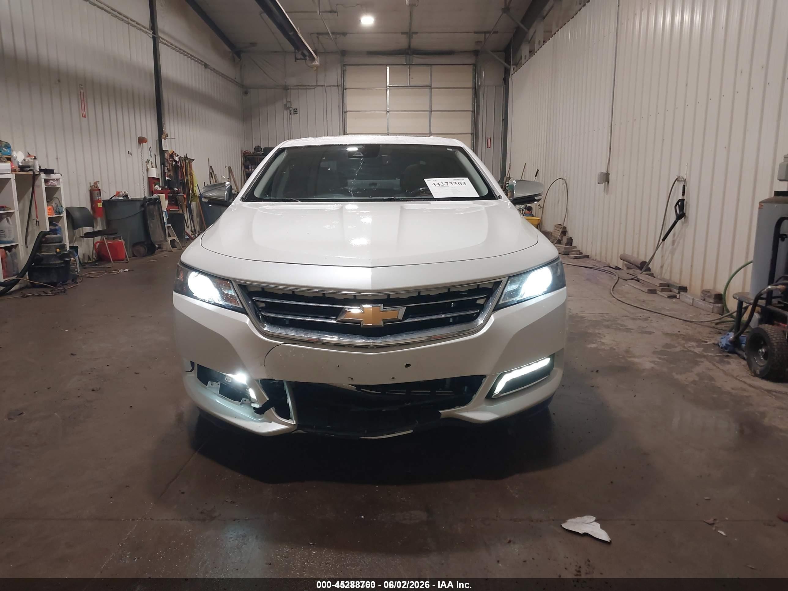 2015 Chevrolet Impala 2lz White vin: 1G1165S38FU128150