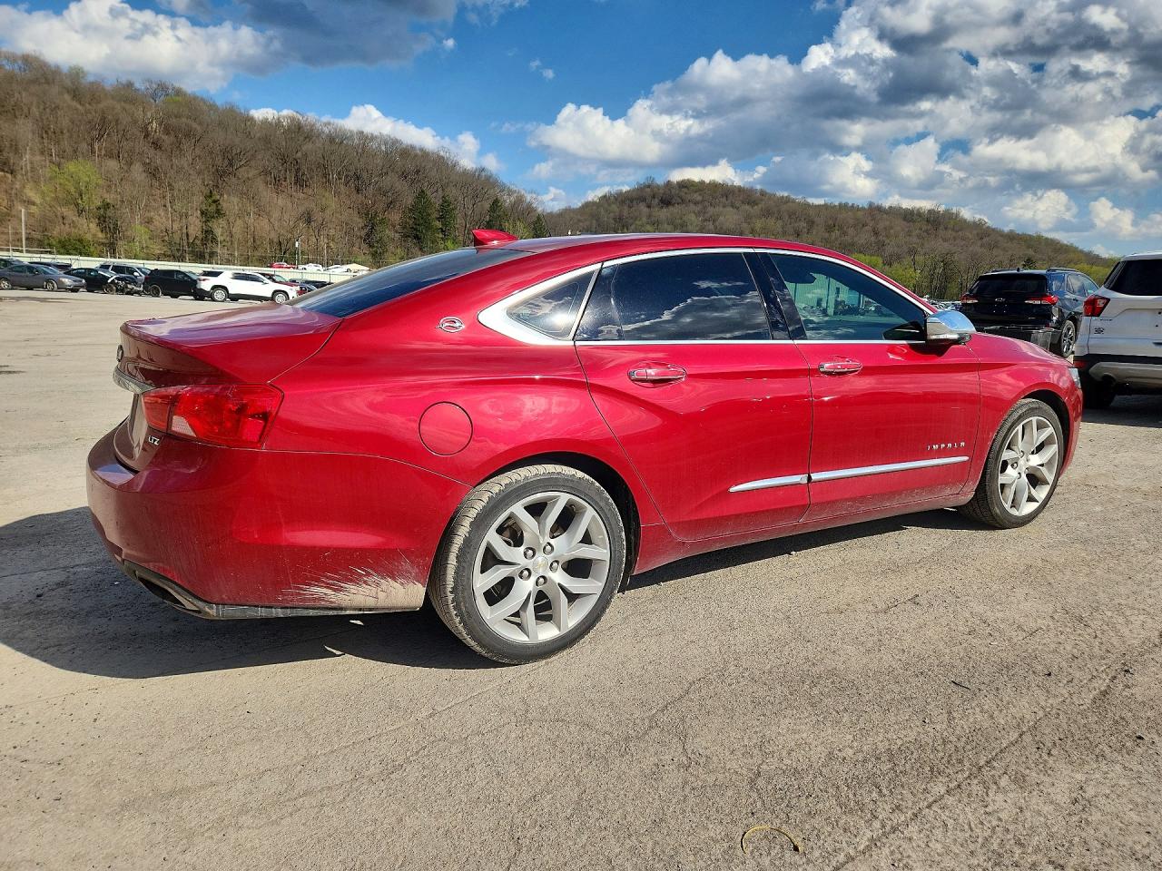 2015 Chevrolet Impala Ltz Красный vin: 1G1165S38FU128603