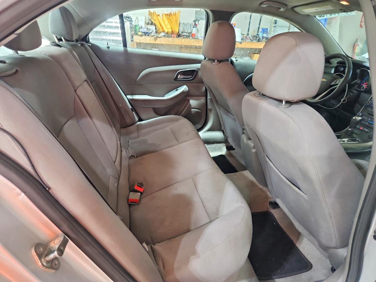 2013 Chevrolet Malibu Ls Серебряный vin: 1G11A5SA0DF280146