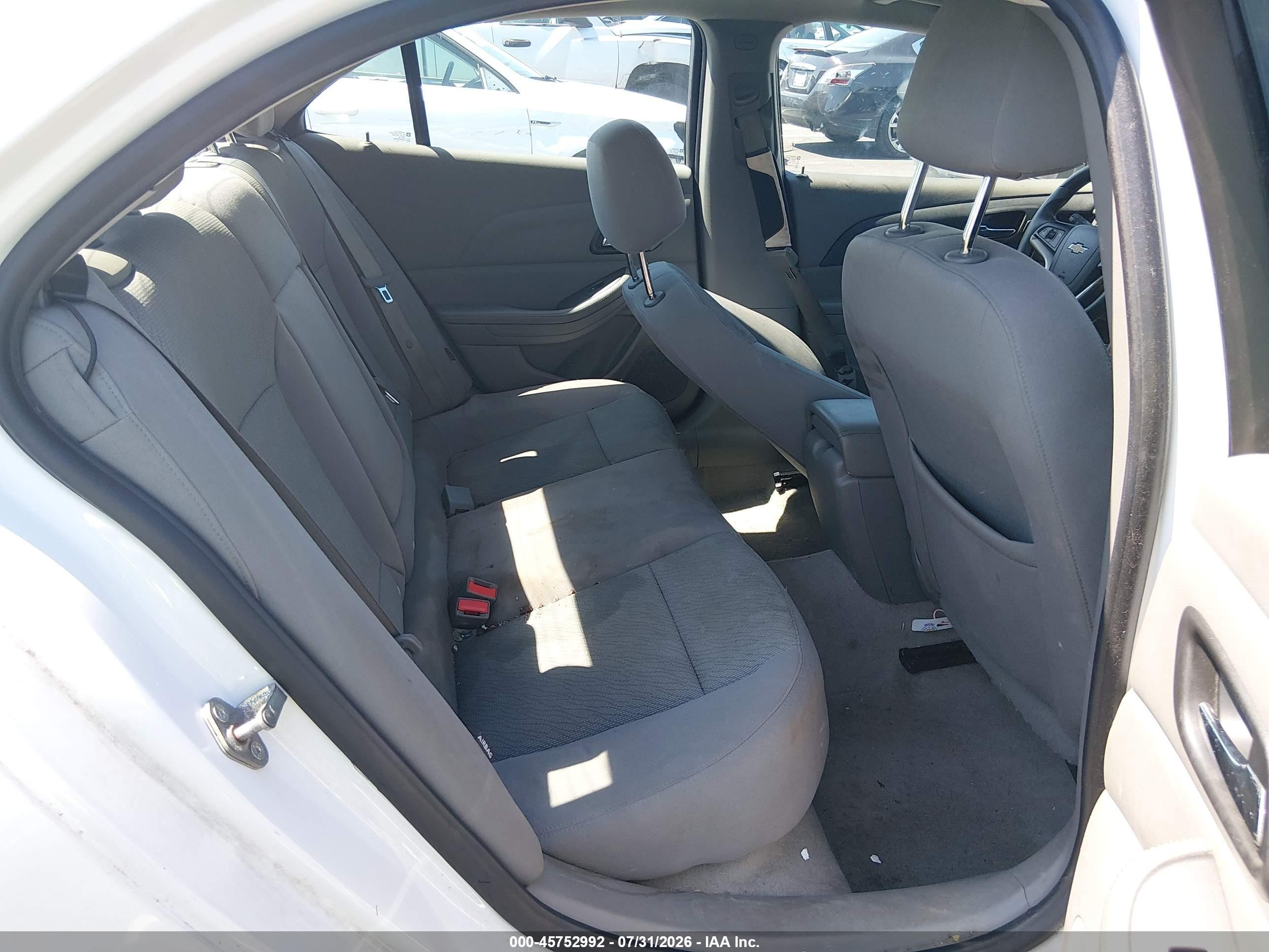 2013 Chevrolet Malibu 1fl White vin: 1G11A5SA5DF332578