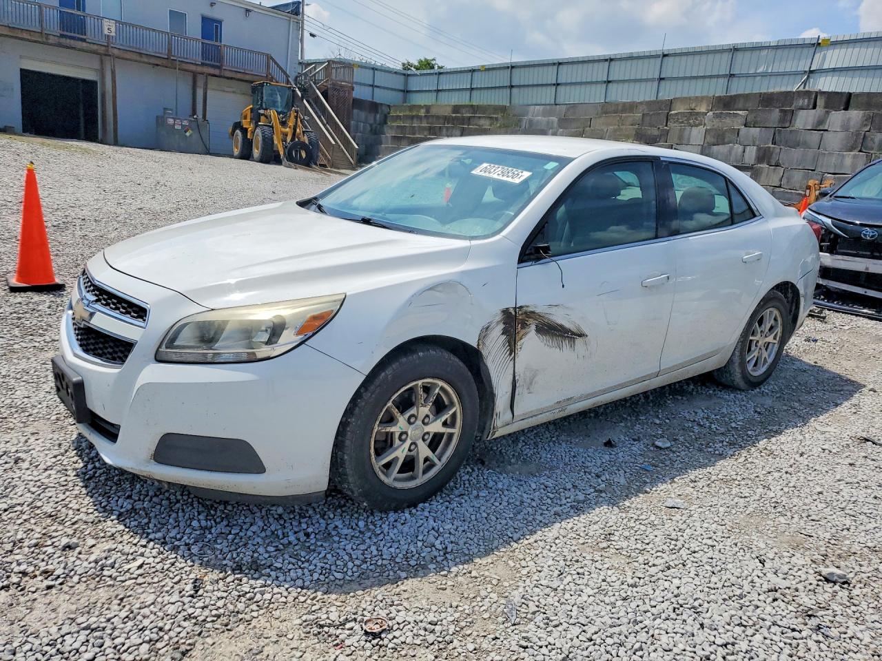 2013 Chevrolet Malibu Ls White vin: 1G11A5SA5DU150827