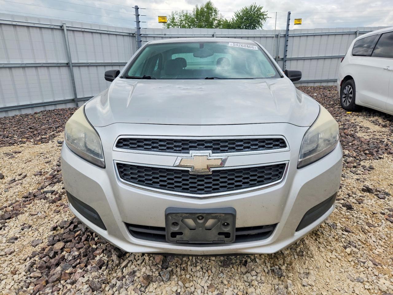 2013 Chevrolet Malibu Ls Серебряный vin: 1G11A5SA9DF316609