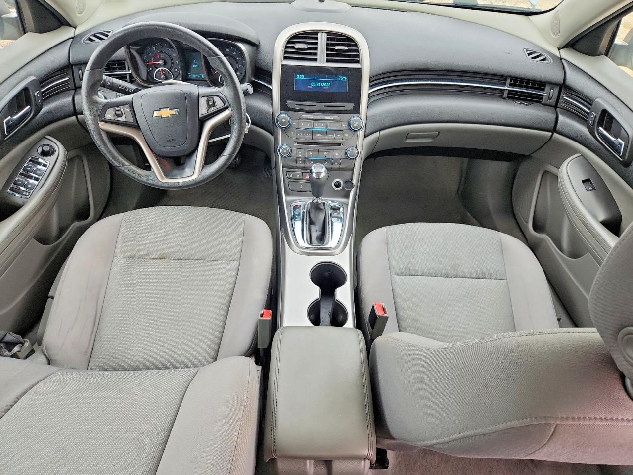 2013 Chevrolet Malibu Ls Серебряный vin: 1G11A5SA9DF316609