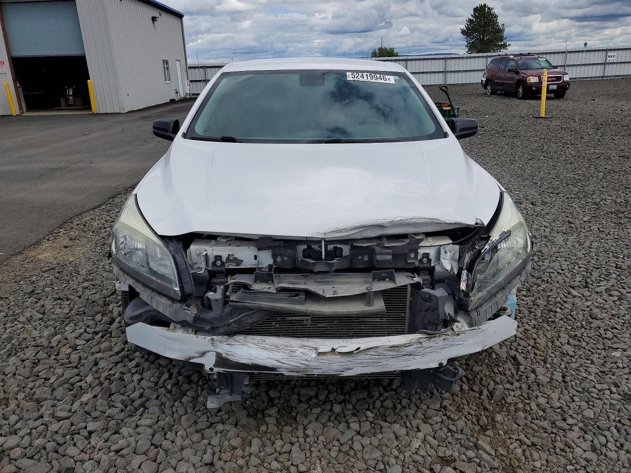 2015 Chevrolet Malibu Ls White vin: 1G11A5SL0FF260340