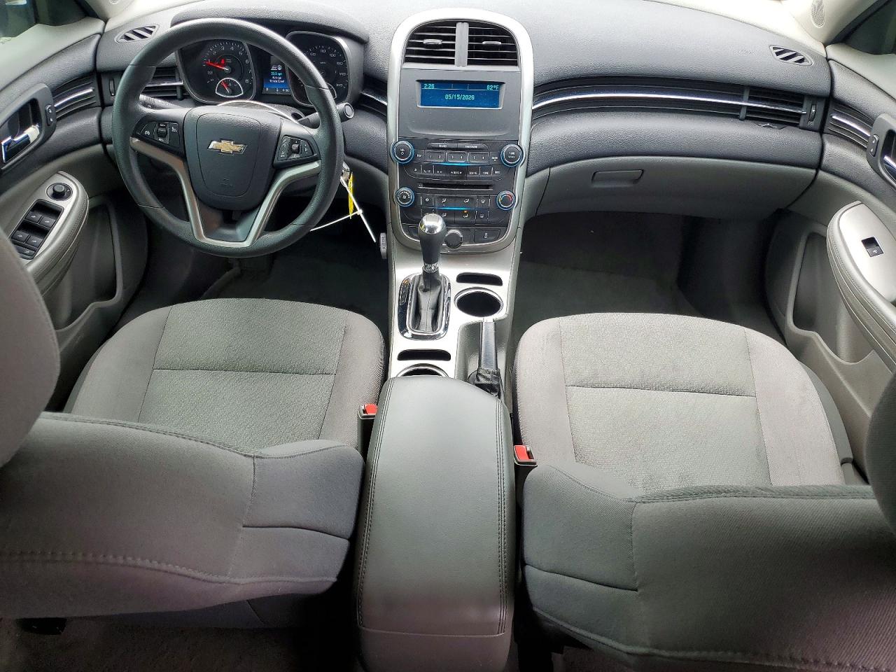 2015 Chevrolet Malibu Ls White vin: 1G11A5SL0FF260340