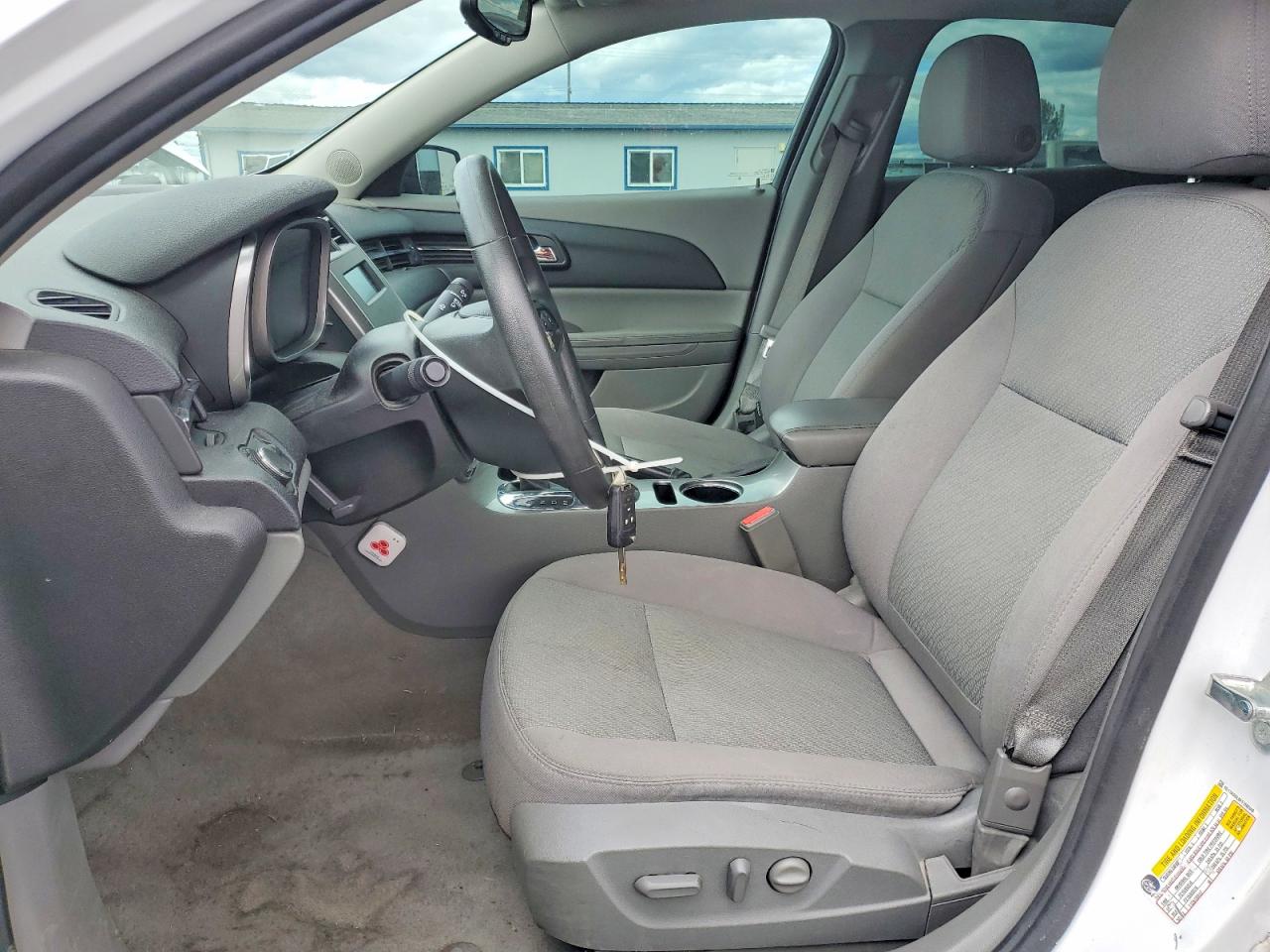 2015 Chevrolet Malibu Ls White vin: 1G11A5SL0FF260340