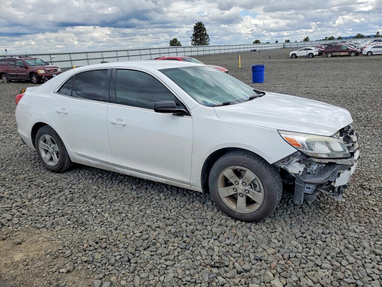 2015 Chevrolet Malibu Ls White vin: 1G11A5SL0FF260340