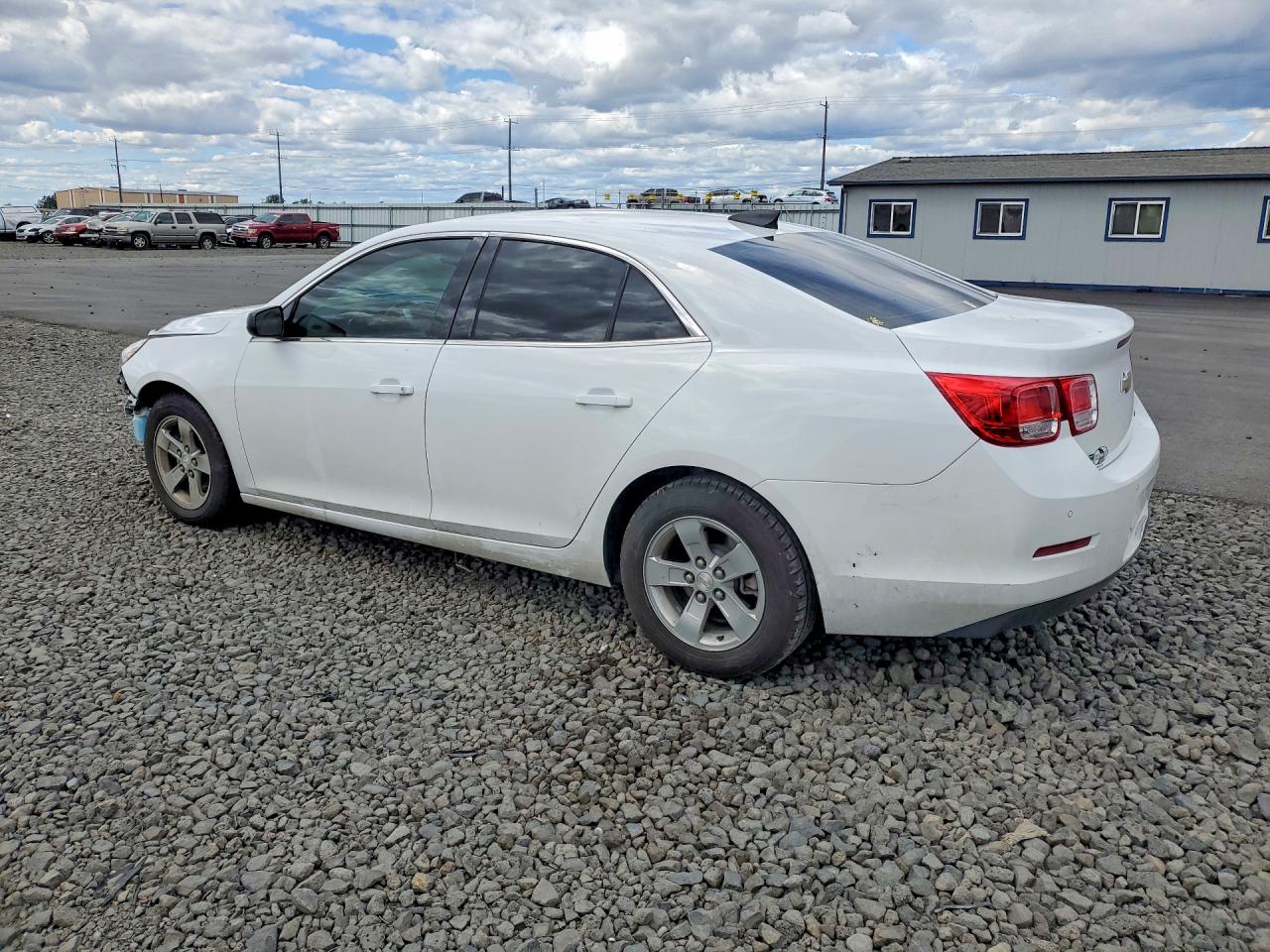 2015 Chevrolet Malibu Ls White vin: 1G11A5SL0FF260340
