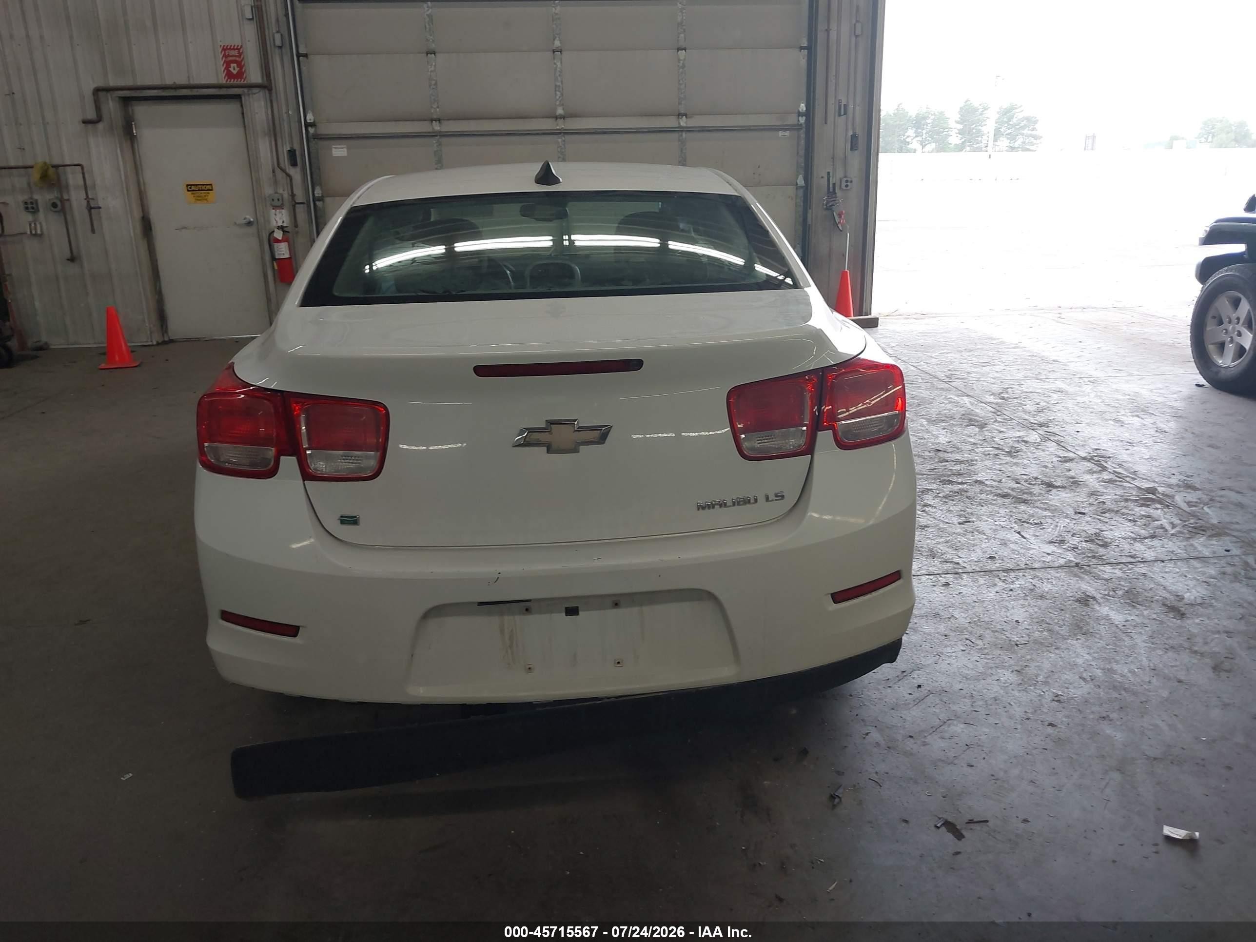 2015 Chevrolet Malibu 1fl White vin: 1G11A5SL0FF323176