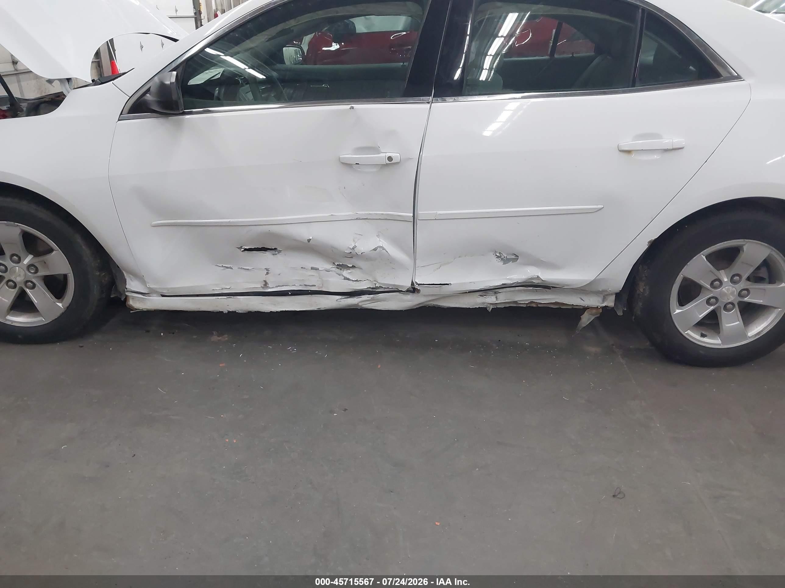 2015 Chevrolet Malibu 1fl White vin: 1G11A5SL0FF323176