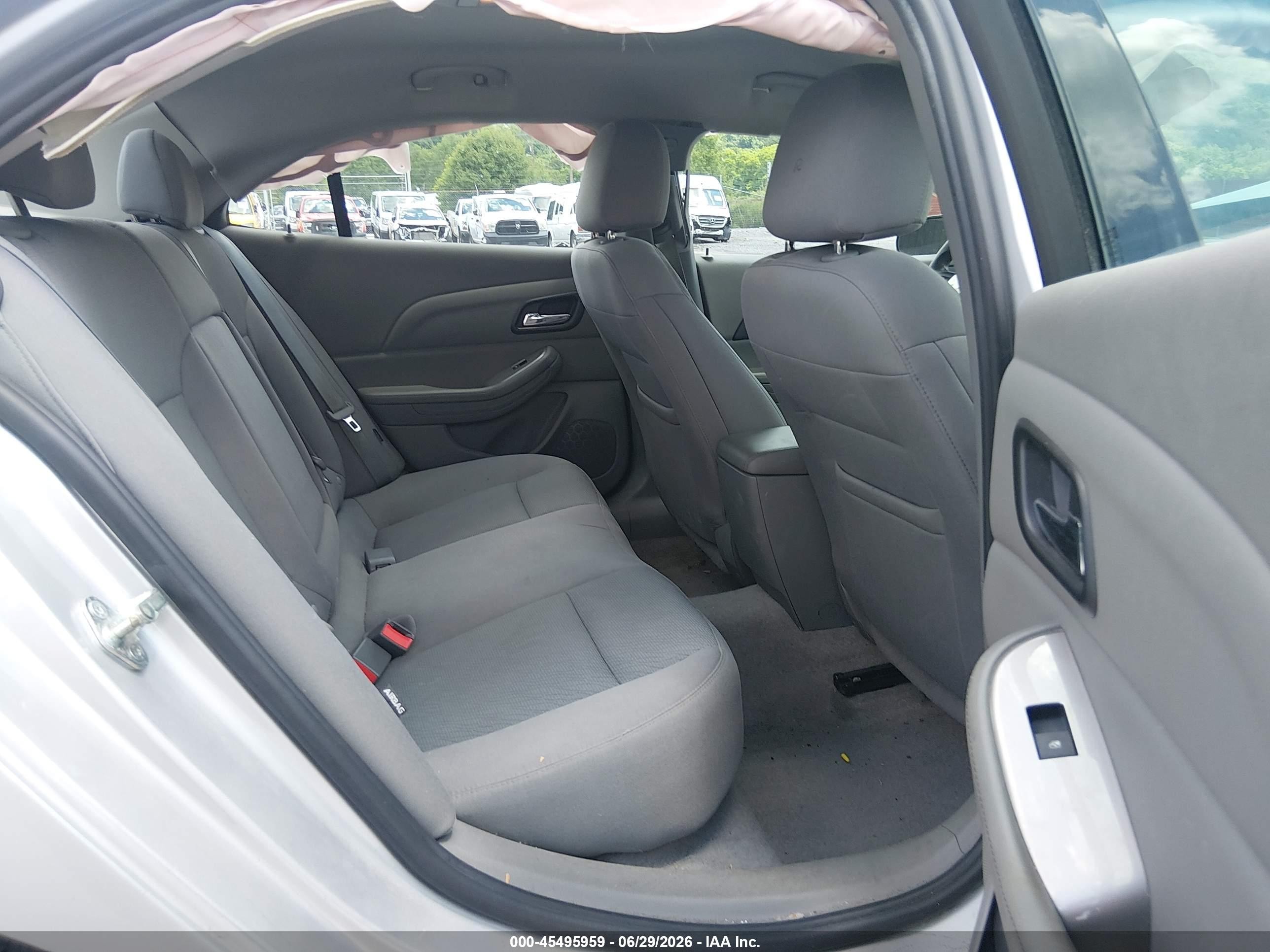2014 Chevrolet Malibu 1fl Серебряный vin: 1G11A5SL1EF266730