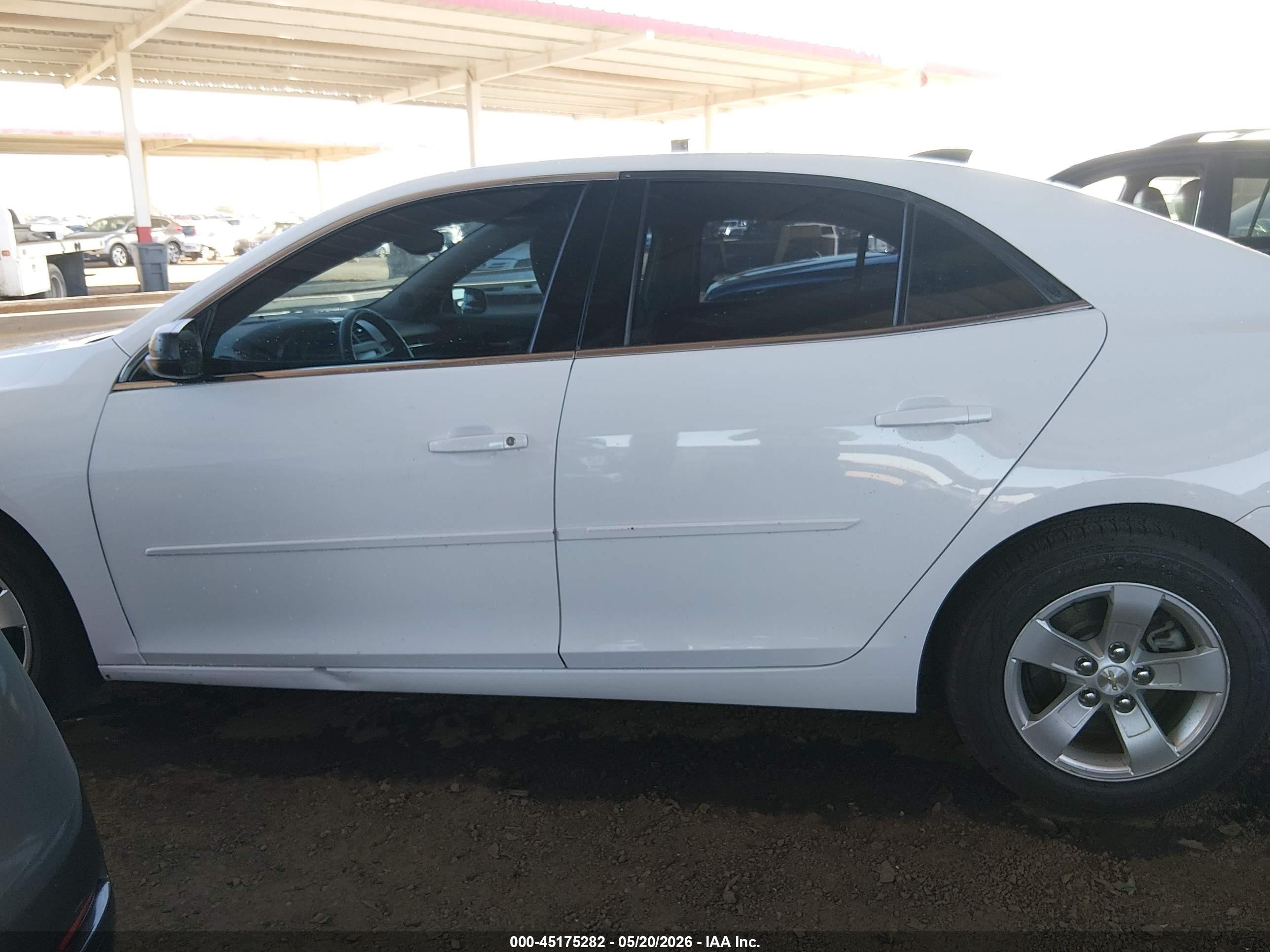 2015 Chevrolet Malibu 1fl White vin: 1G11A5SL1FF174115