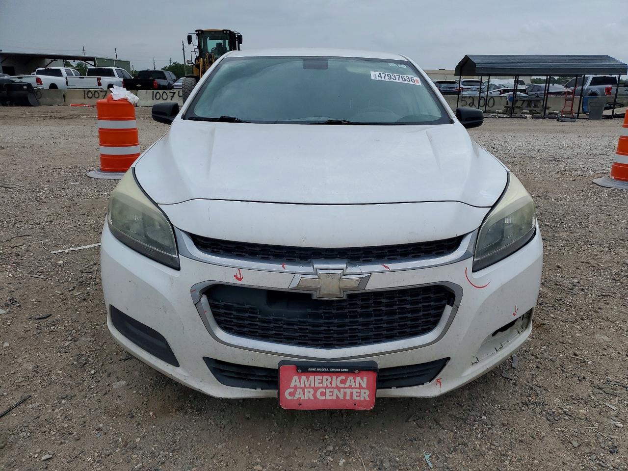 2015 Chevrolet Malibu Ls White vin: 1G11A5SL1FF257897