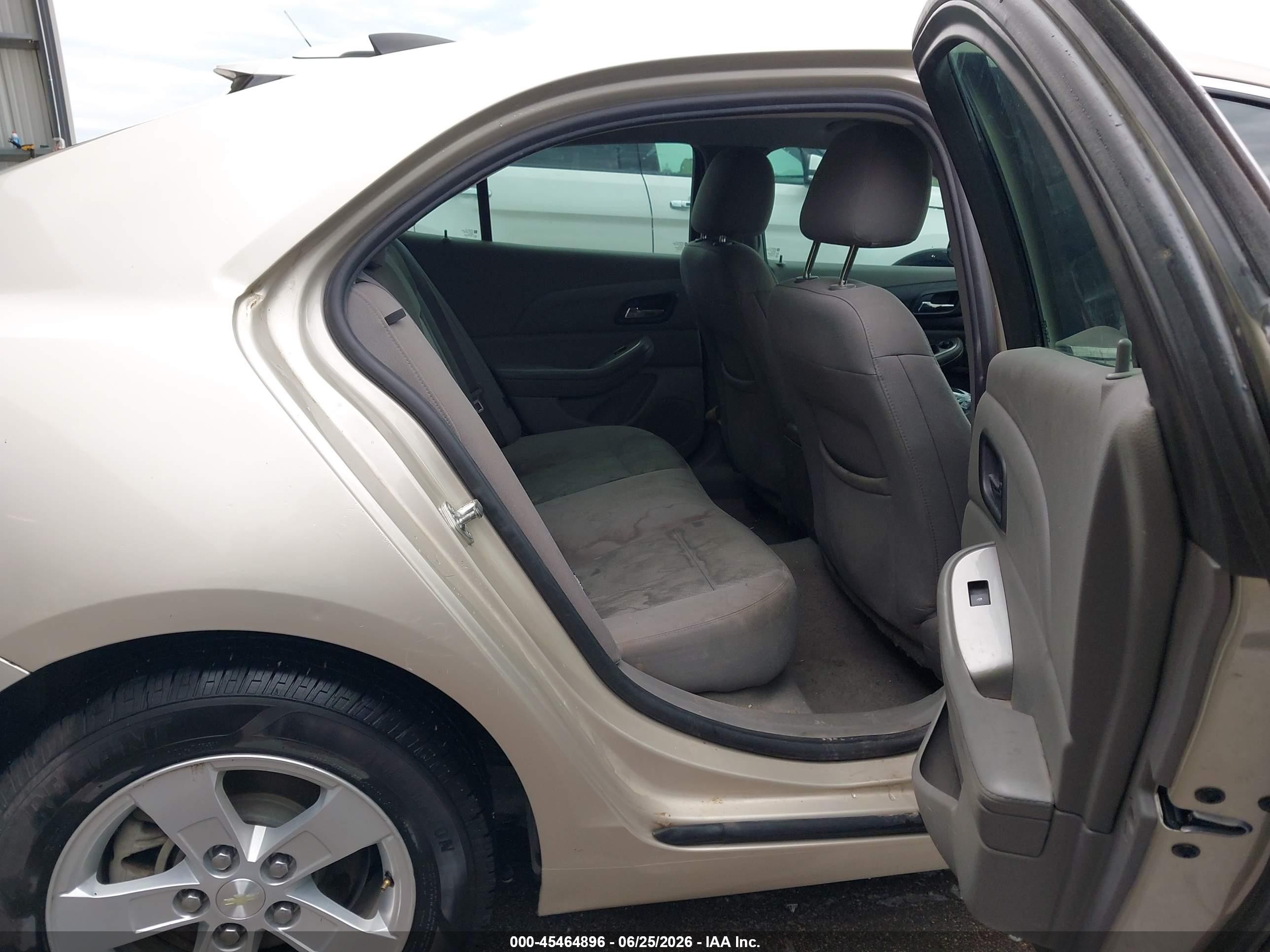 2015 Chevrolet Malibu 1fl Желто-коричневый vin: 1G11A5SL1FF266812