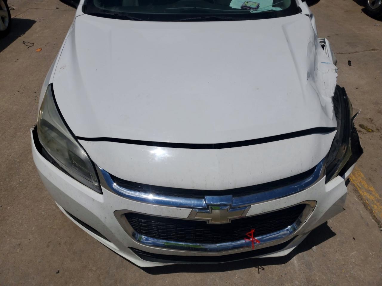2015 Chevrolet Malibu Ls White vin: 1G11A5SL1FF270164