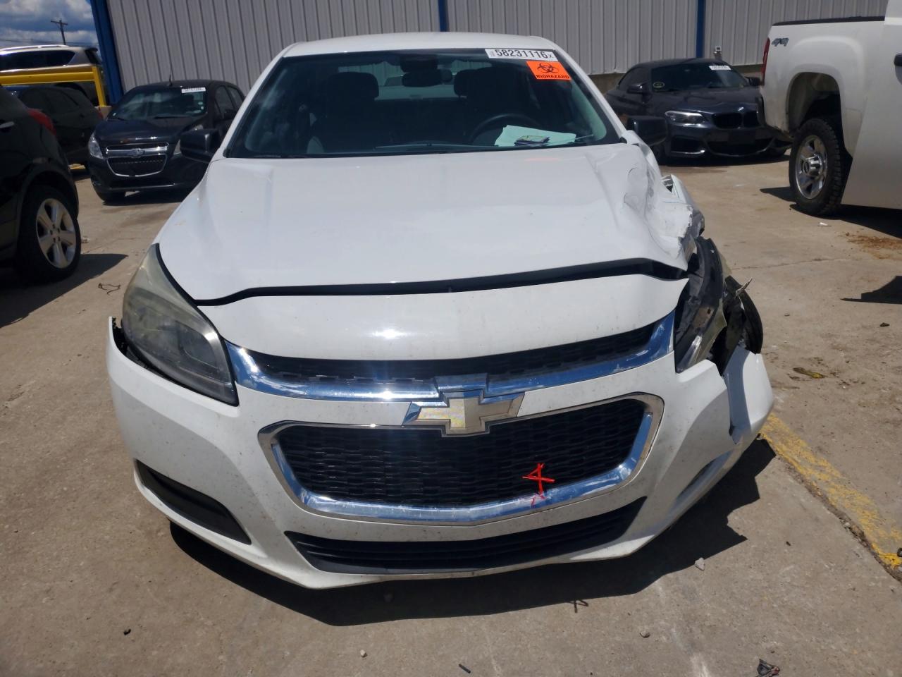 2015 Chevrolet Malibu Ls White vin: 1G11A5SL1FF270164