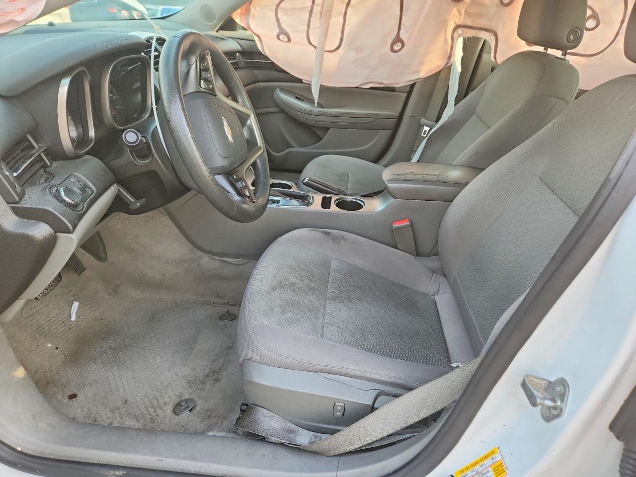 2015 Chevrolet Malibu Ls White vin: 1G11A5SL1FF271962