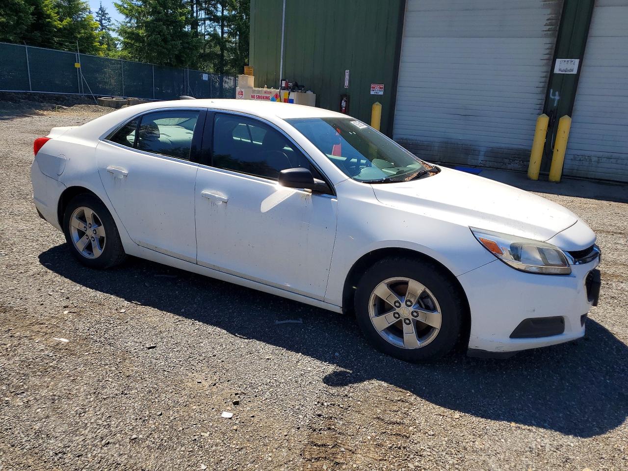 2015 Chevrolet Malibu Ls White vin: 1G11A5SL1FF291967