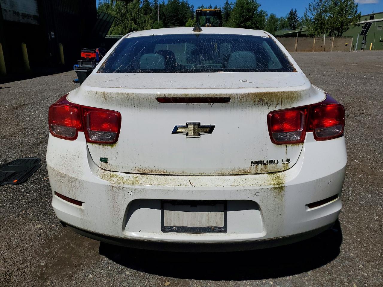 2015 Chevrolet Malibu Ls White vin: 1G11A5SL1FF291967