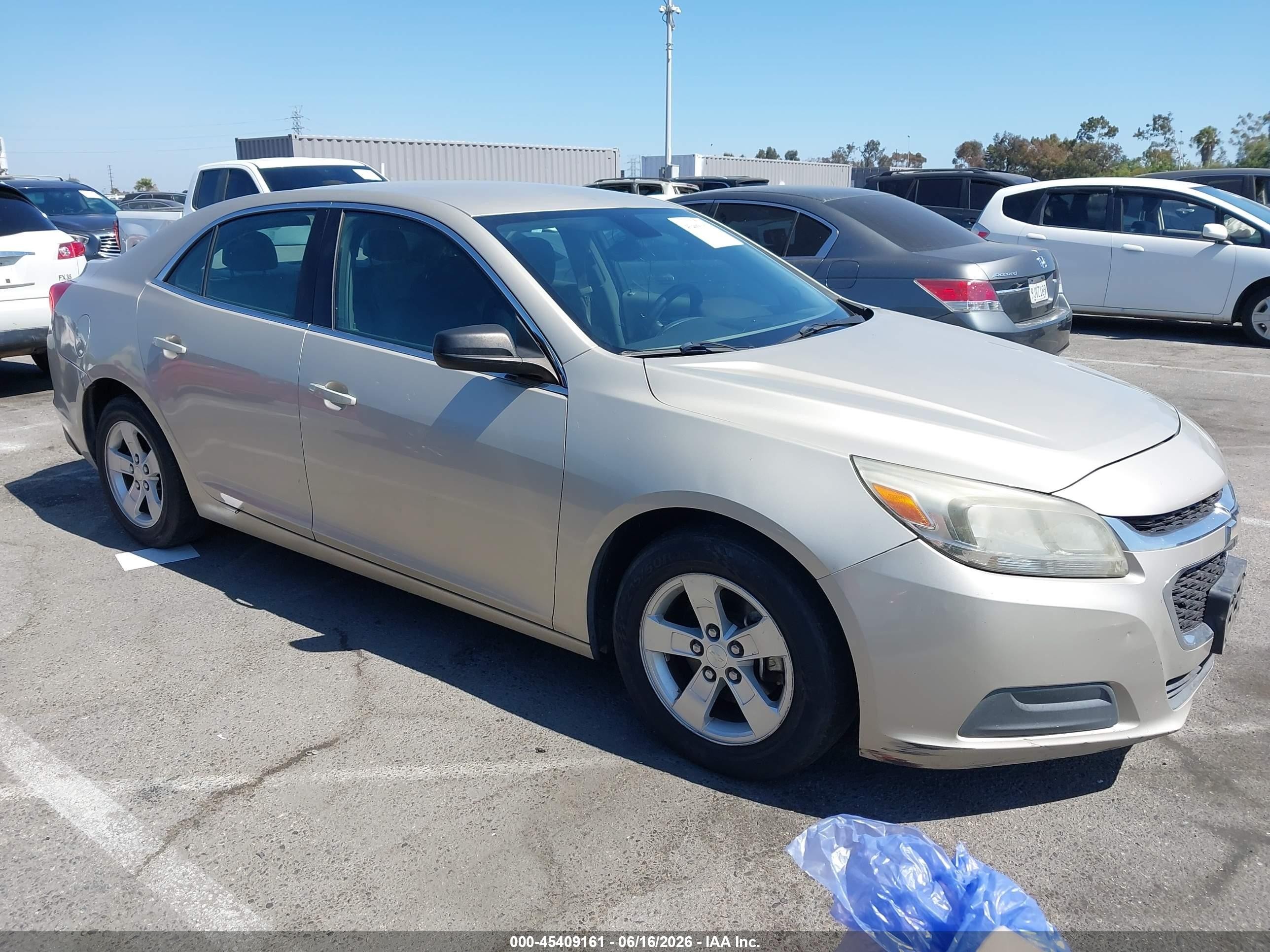 2015 Chevrolet Malibu 1fl Beige vin: 1G11A5SL1FF315703