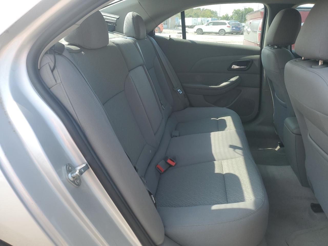 2014 Chevrolet Malibu Ls Silver vin: 1G11A5SL2EF285707