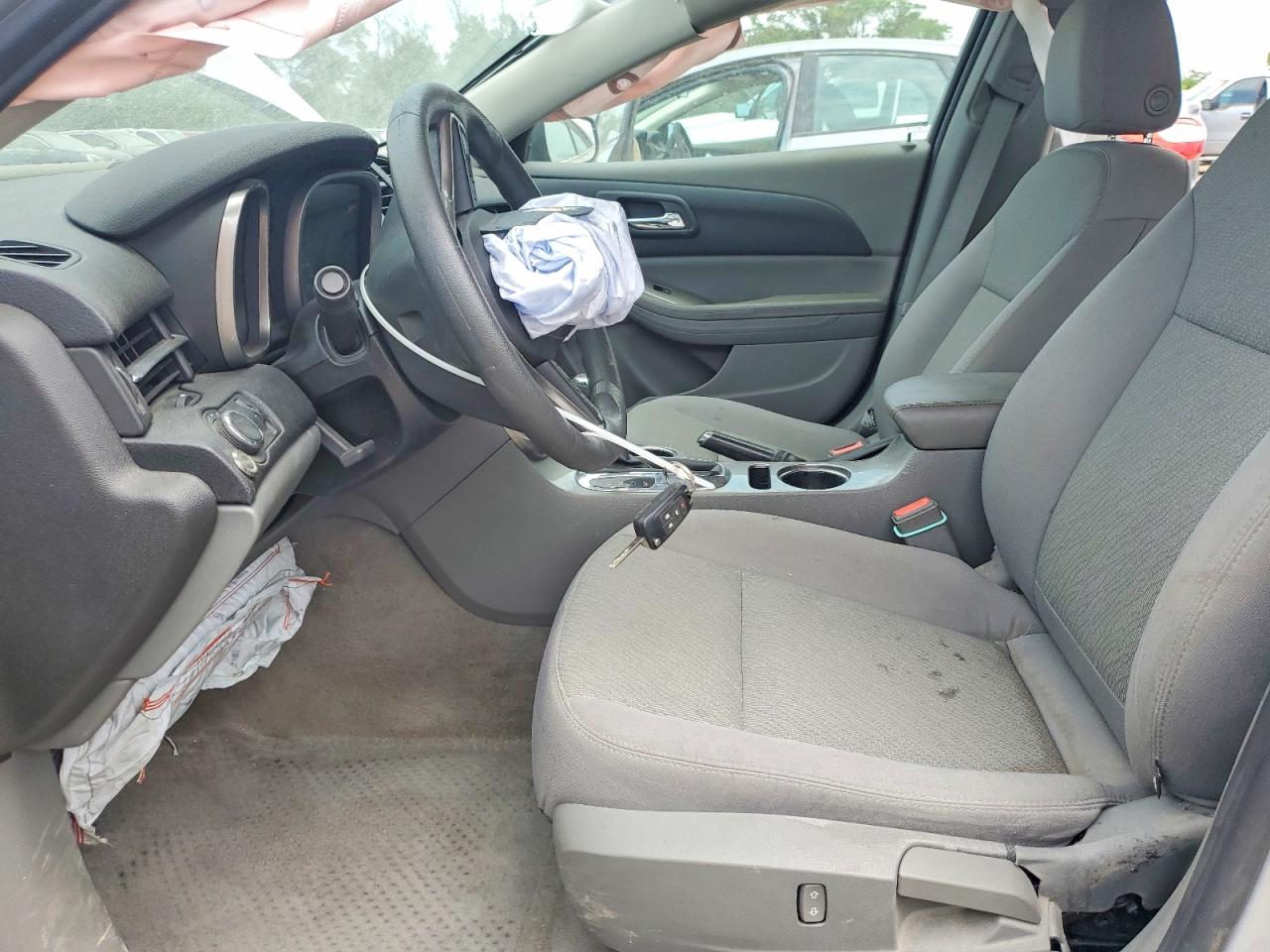 2014 Chevrolet Malibu Ls Silver vin: 1G11A5SL2EF285707